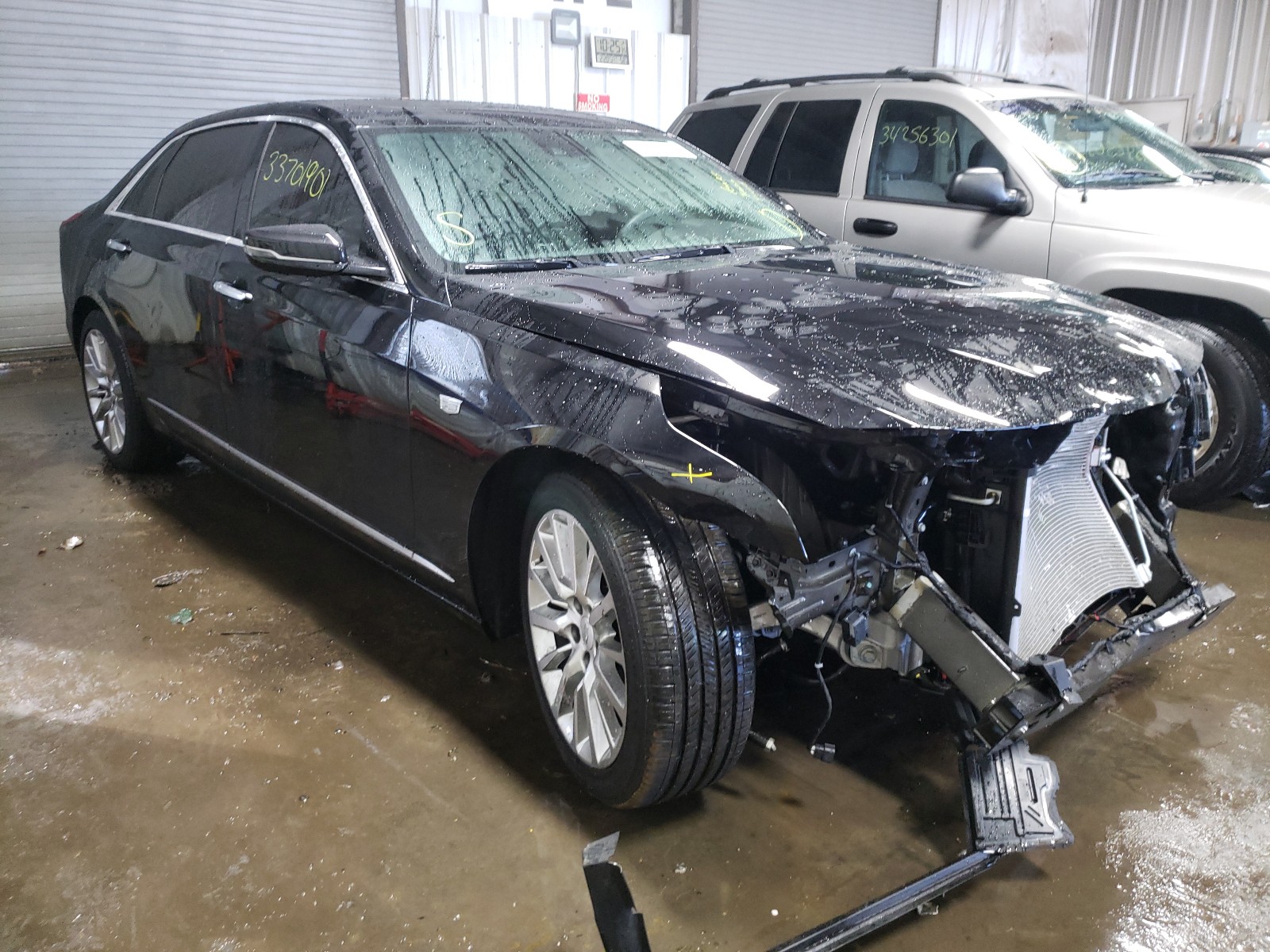 CADILLAC CT6 2018 1g6kb5rs3ju149049