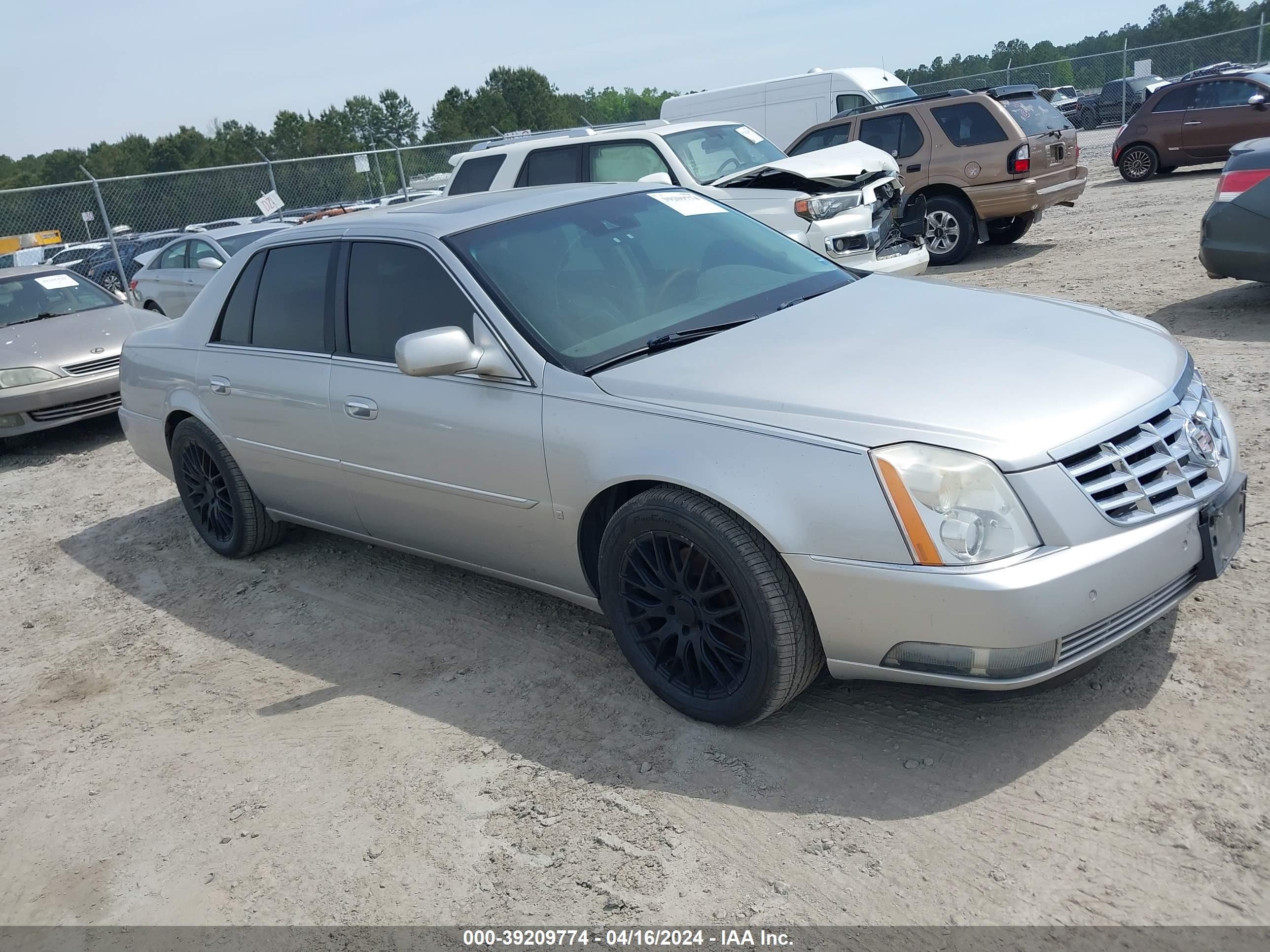 CADILLAC DTS 2008 1g6kd57948u161523