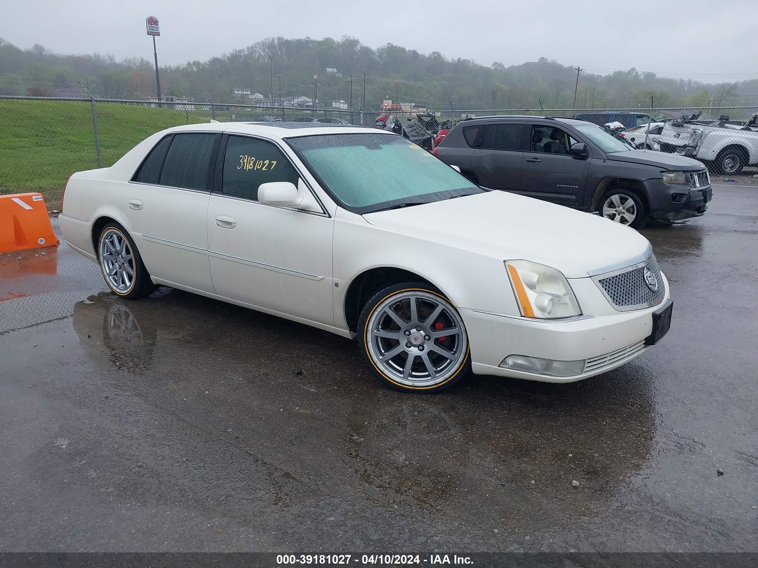 CADILLAC DTS 2009 1g6kd57959u136261