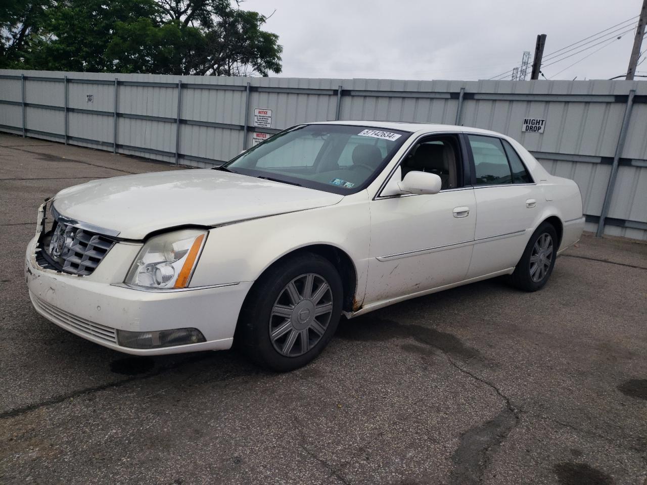 CADILLAC DTS 2006 1g6kd57y66u202917