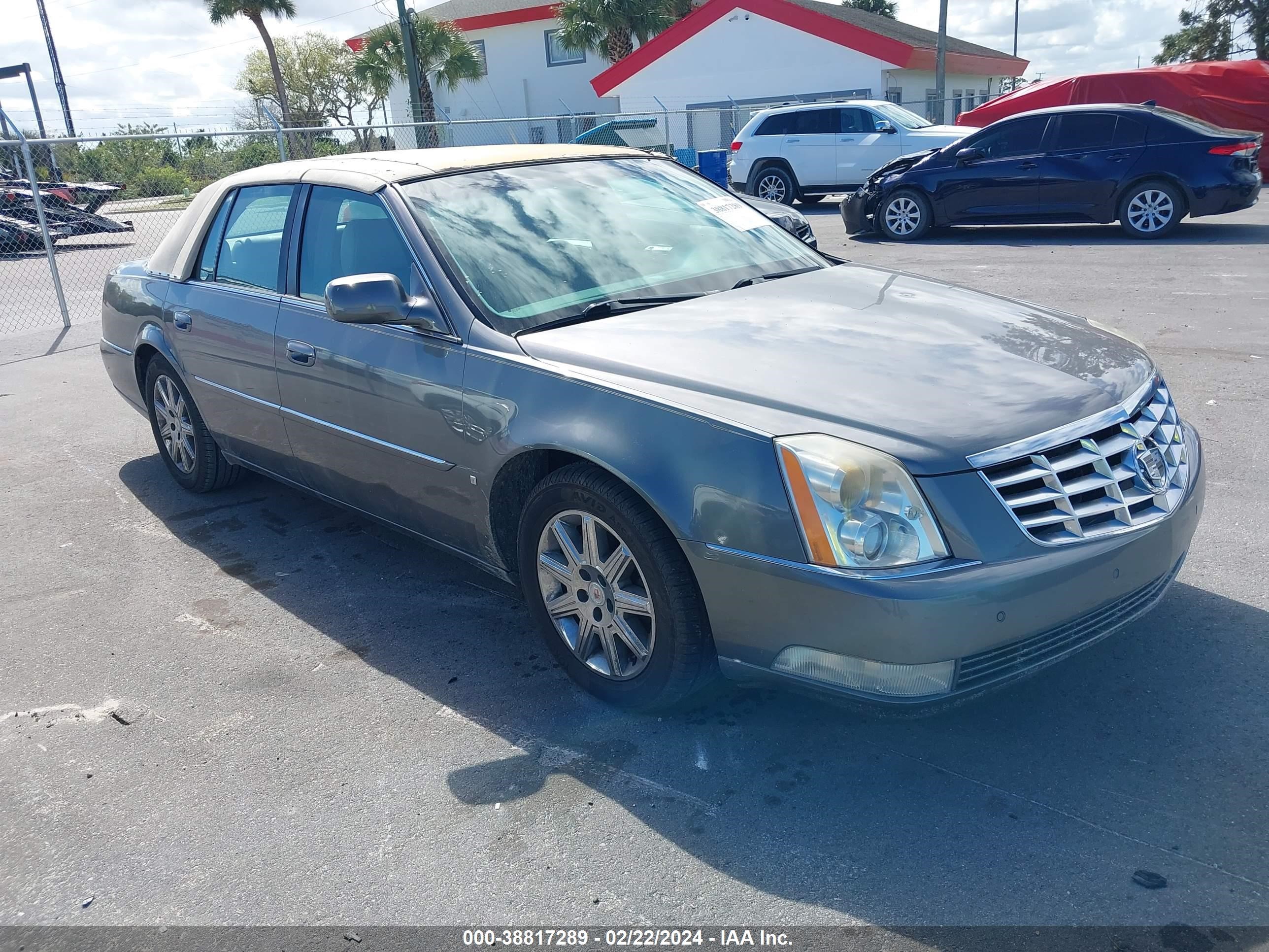 CADILLAC DTS 2008 1g6kd57y78u174435