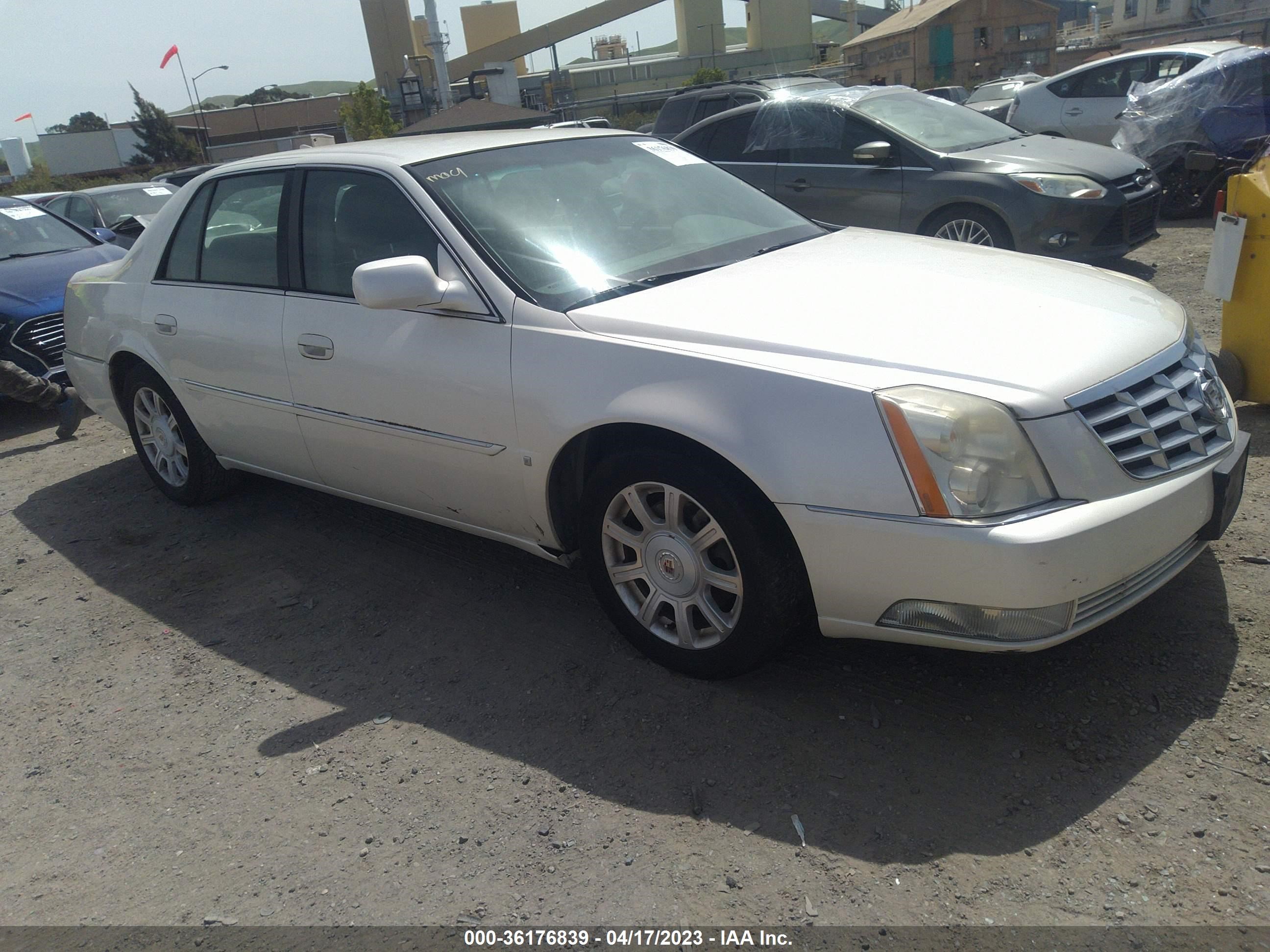 CADILLAC DTS 2009 1g6kd57y89u100216