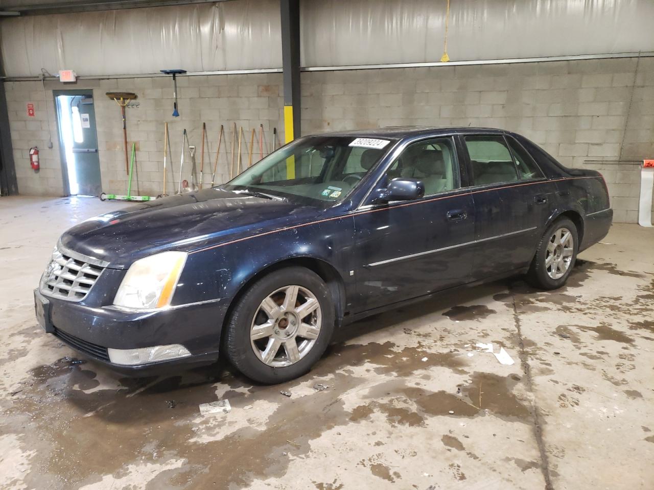 CADILLAC DTS 2007 1g6kd57yx7u183077