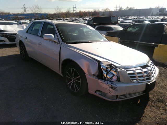 CADILLAC DTS 2011 1g6kd5e63bu120008