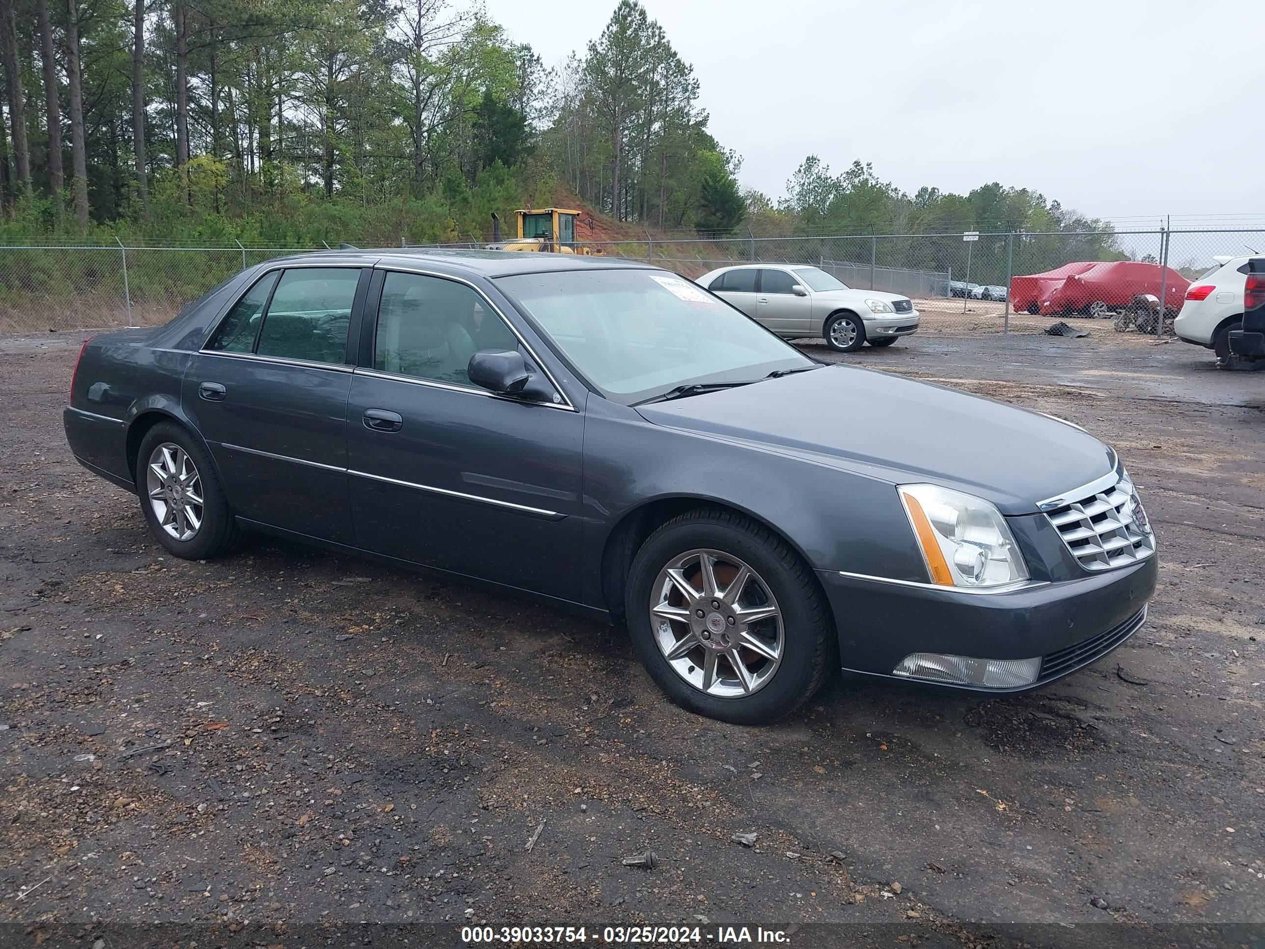 CADILLAC DTS 2010 1g6kd5ey1au132237