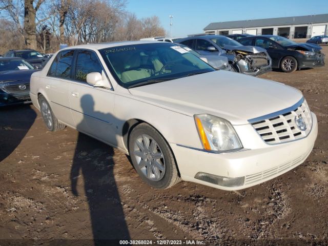 CADILLAC DTS 2010 1g6kh5ey5au113176