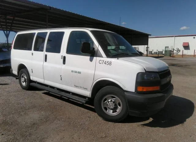 CHEVROLET EXPRESS PASSENGER 2018 1gawgefp7j1337468