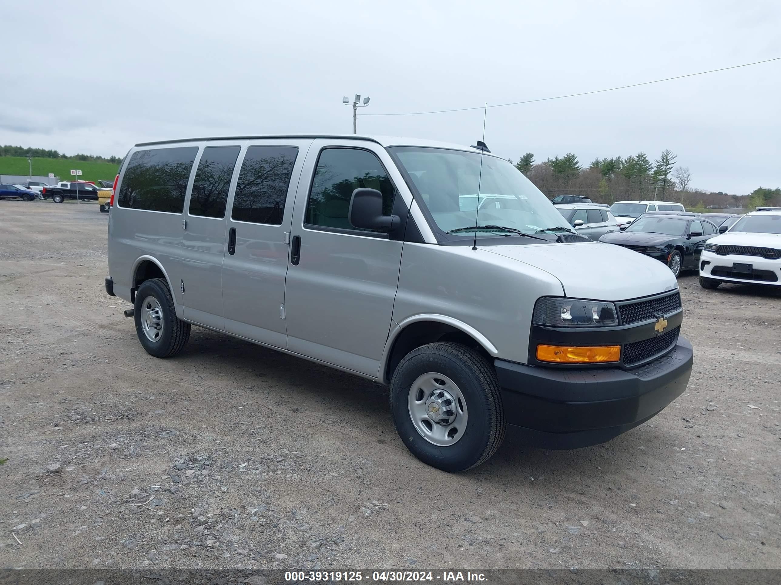 CHEVROLET EXPRESS 2024 1gawgefpxr1159762