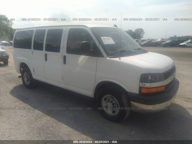 CHEVROLET EXPRESS PASSENGER 2016 1gawgffg6g1280145