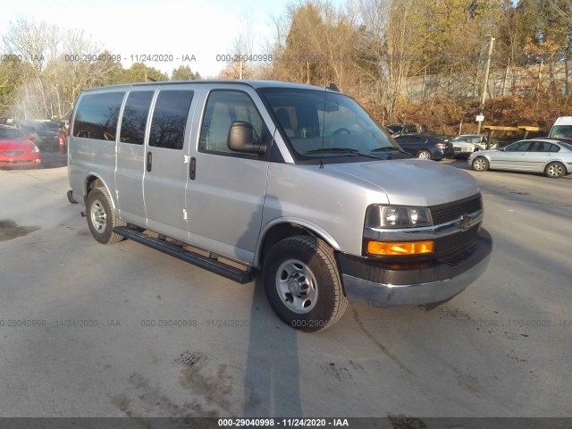 CHEVROLET EXPRESS PASSENGER 2016 1gazgmfg1g1203636