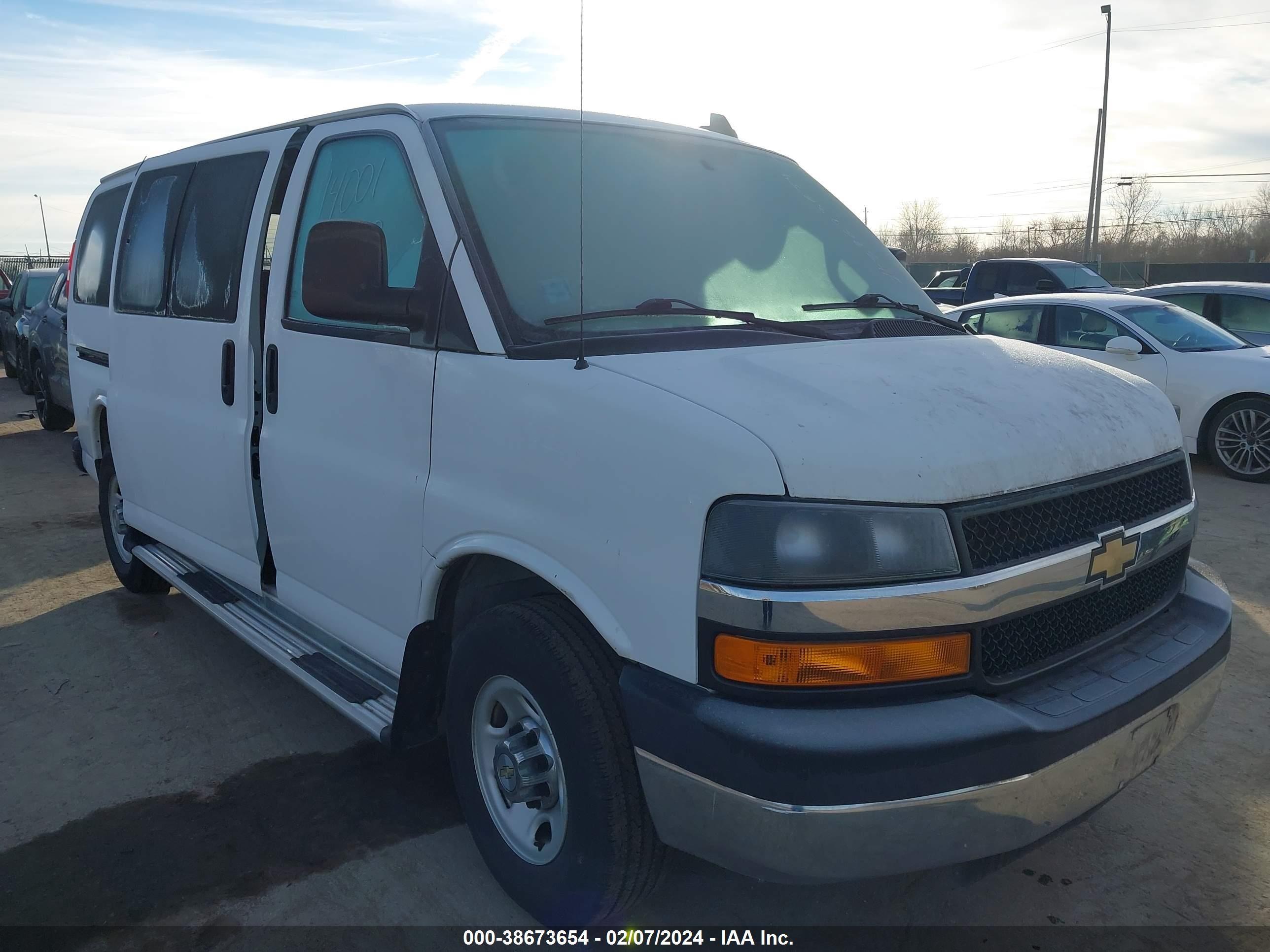 CHEVROLET EXPRESS 2016 1gazgmfg9g1166576