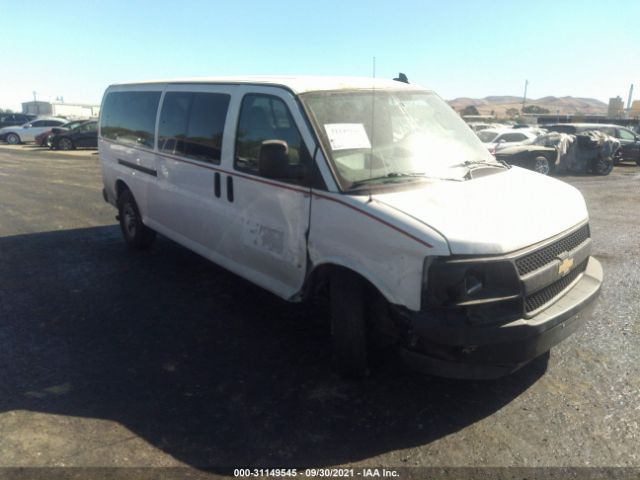 CHEVROLET EXPRESS PASSENGER 2017 1gazgnfg0h1120741