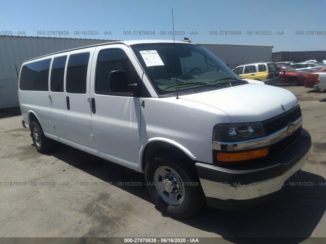 CHEVROLET EXPRESS PASSENGER 2017 1gazgpfg2h1217855