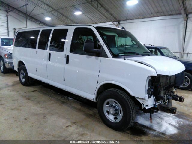 CHEVROLET EXPRESS PASSENGER 2018 1gazgpfg3j1305125