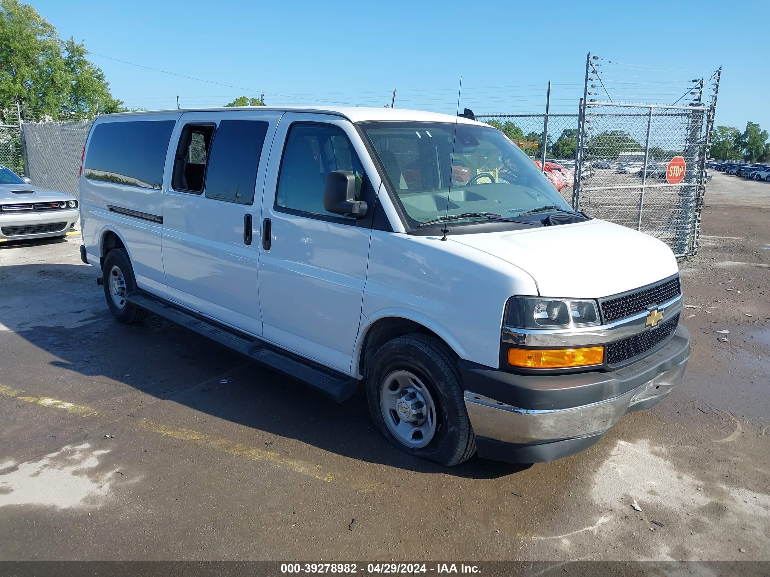 CHEVROLET EXPRESS 2023 1gazgpfpxp1205449