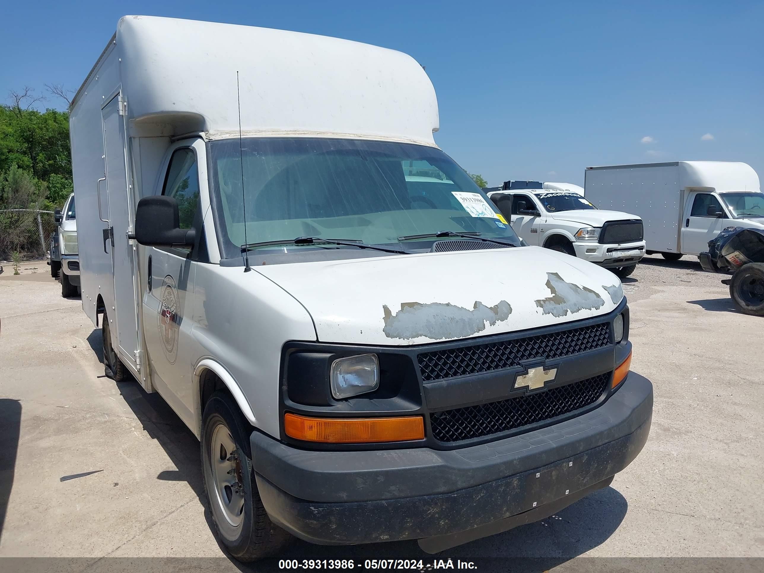 CHEVROLET EXPRESS 2011 1gb0g2bgxb1125509