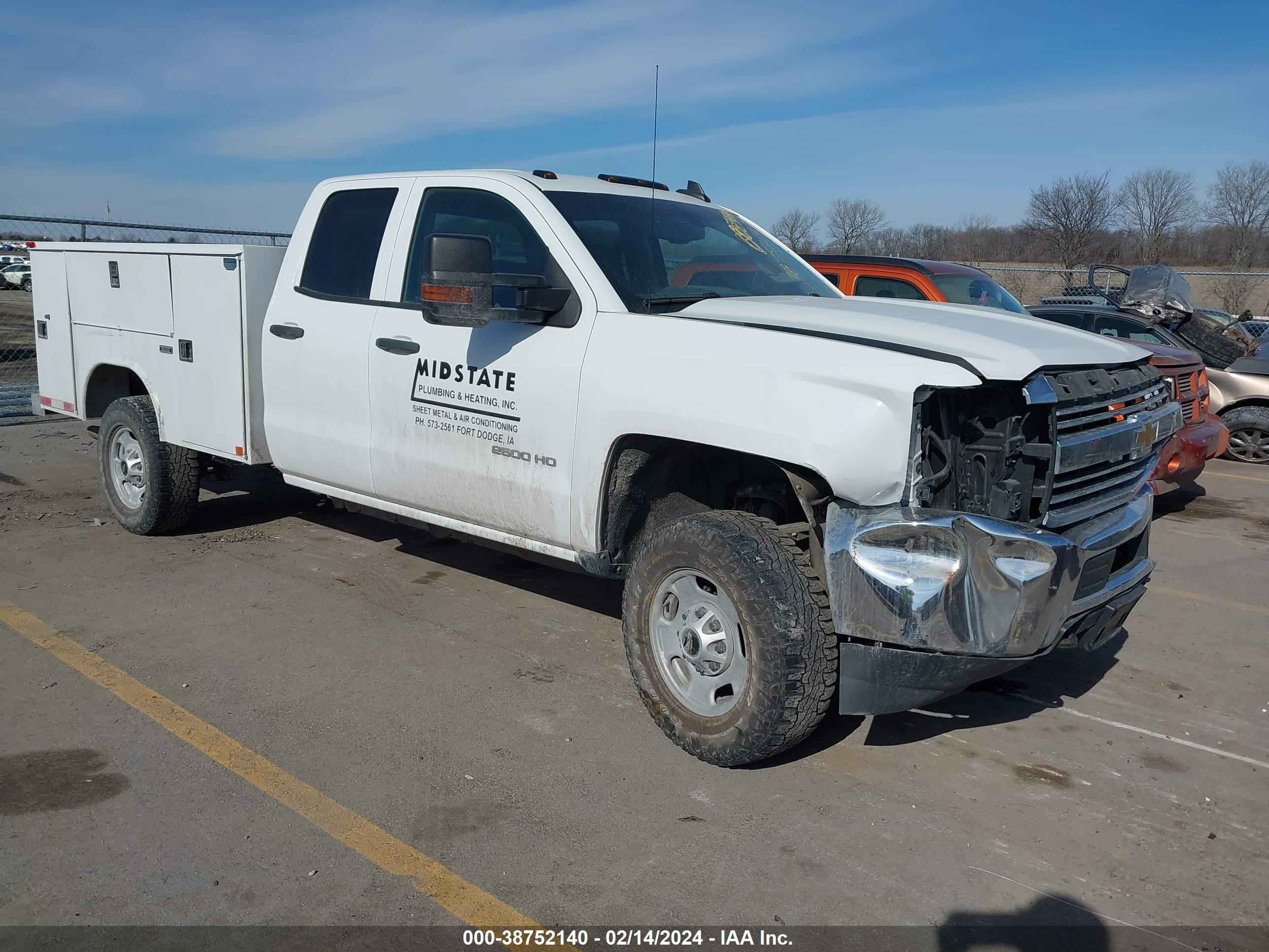 CHEVROLET SILVERADO 2017 1gb2kueg8hz165063