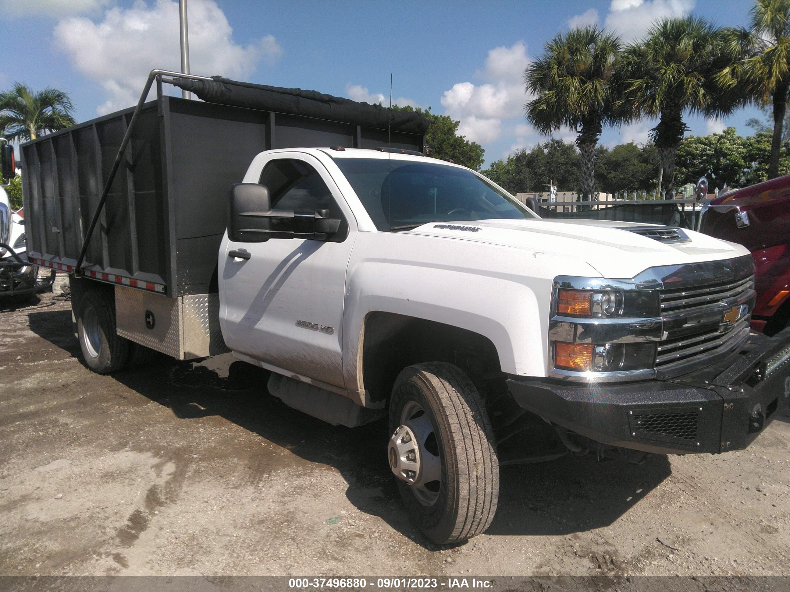 CHEVROLET SILVERADO 2018 1gb3cycy3jf217646