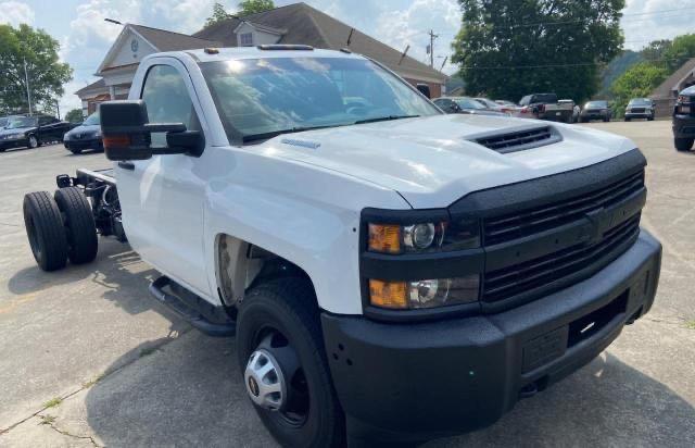 CHEVROLET SILVERADO 2018 1gb3cycy8jf153331