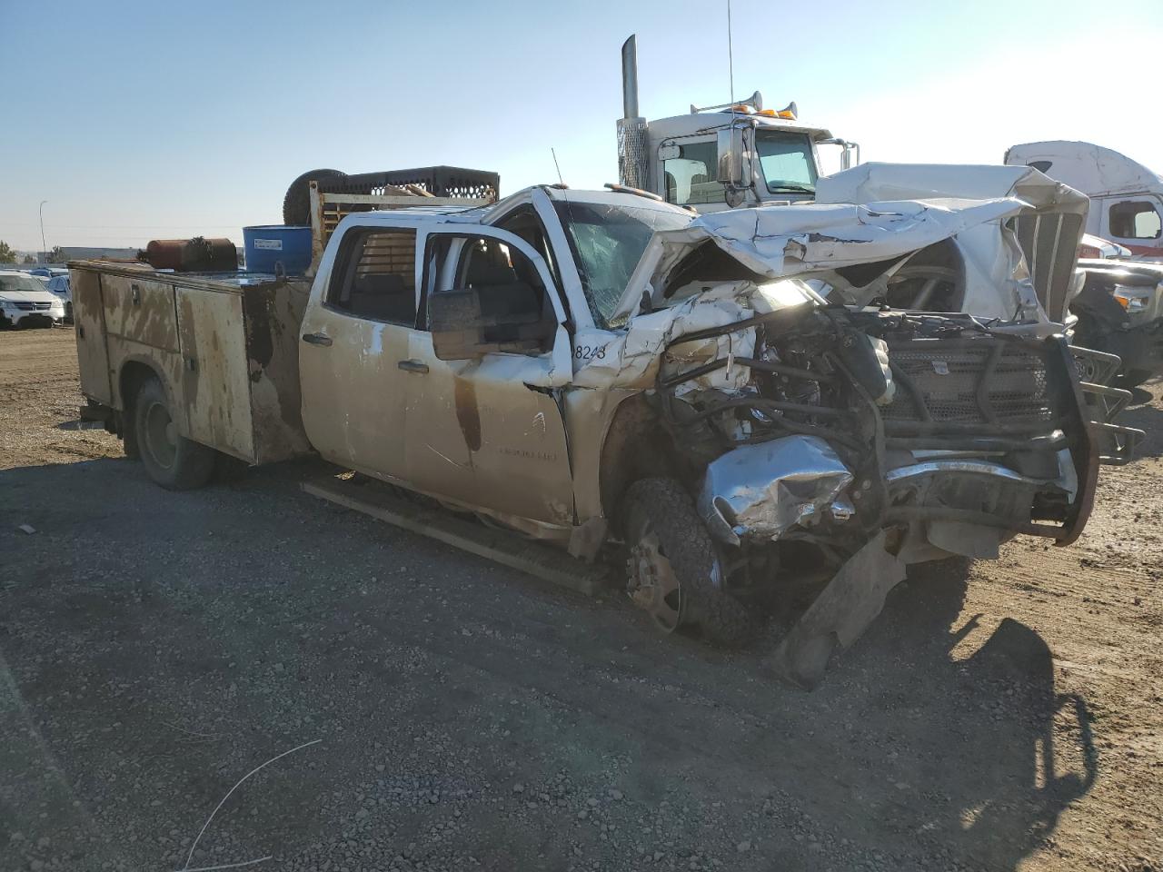 CHEVROLET SILVERADO 2018 1gb4kycg8jf108243