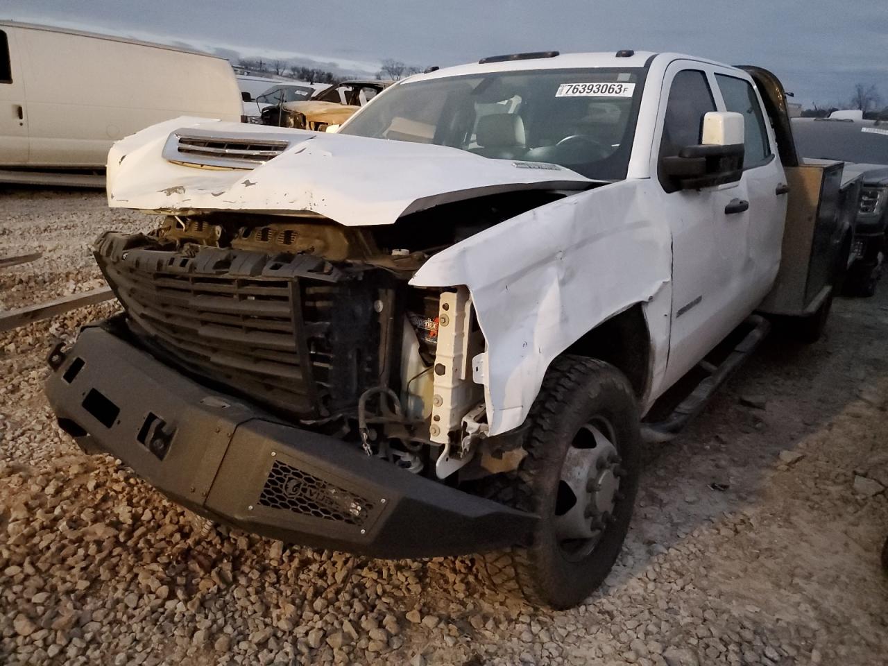 CHEVROLET SILVERADO 2017 1gb4kycy4hf111742