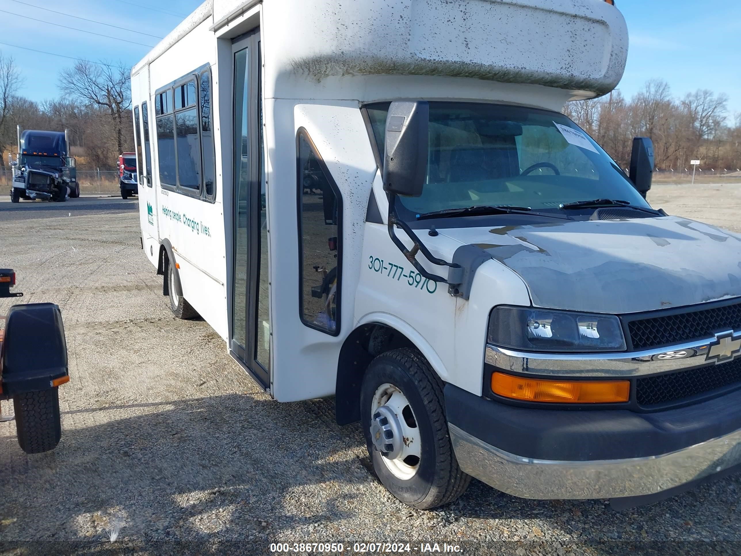 CHEVROLET ALL 2010 1gb6g2ag4a1116072