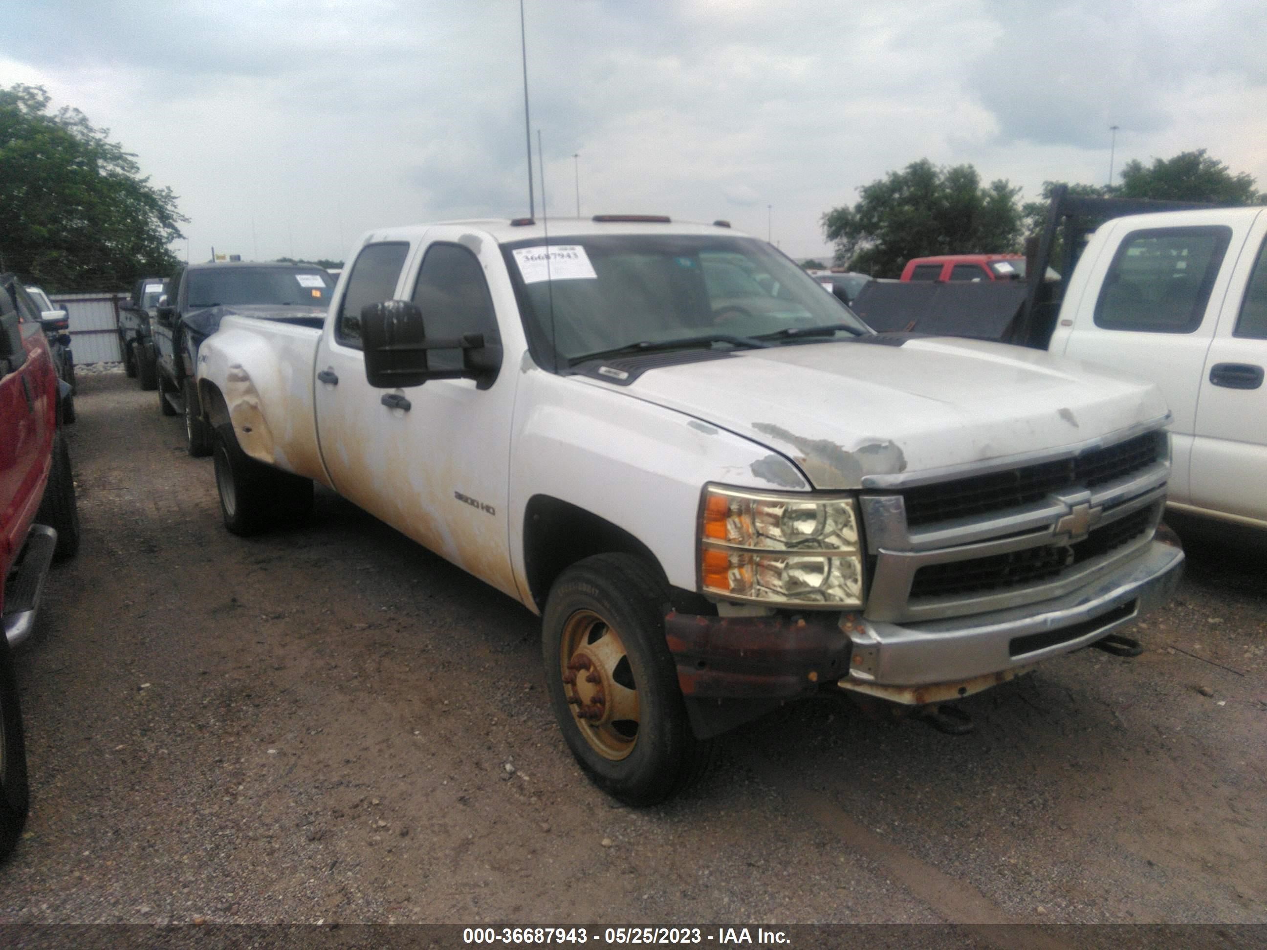 CHEVROLET SILVERADO 2010 1gb7kzbkxaf136568