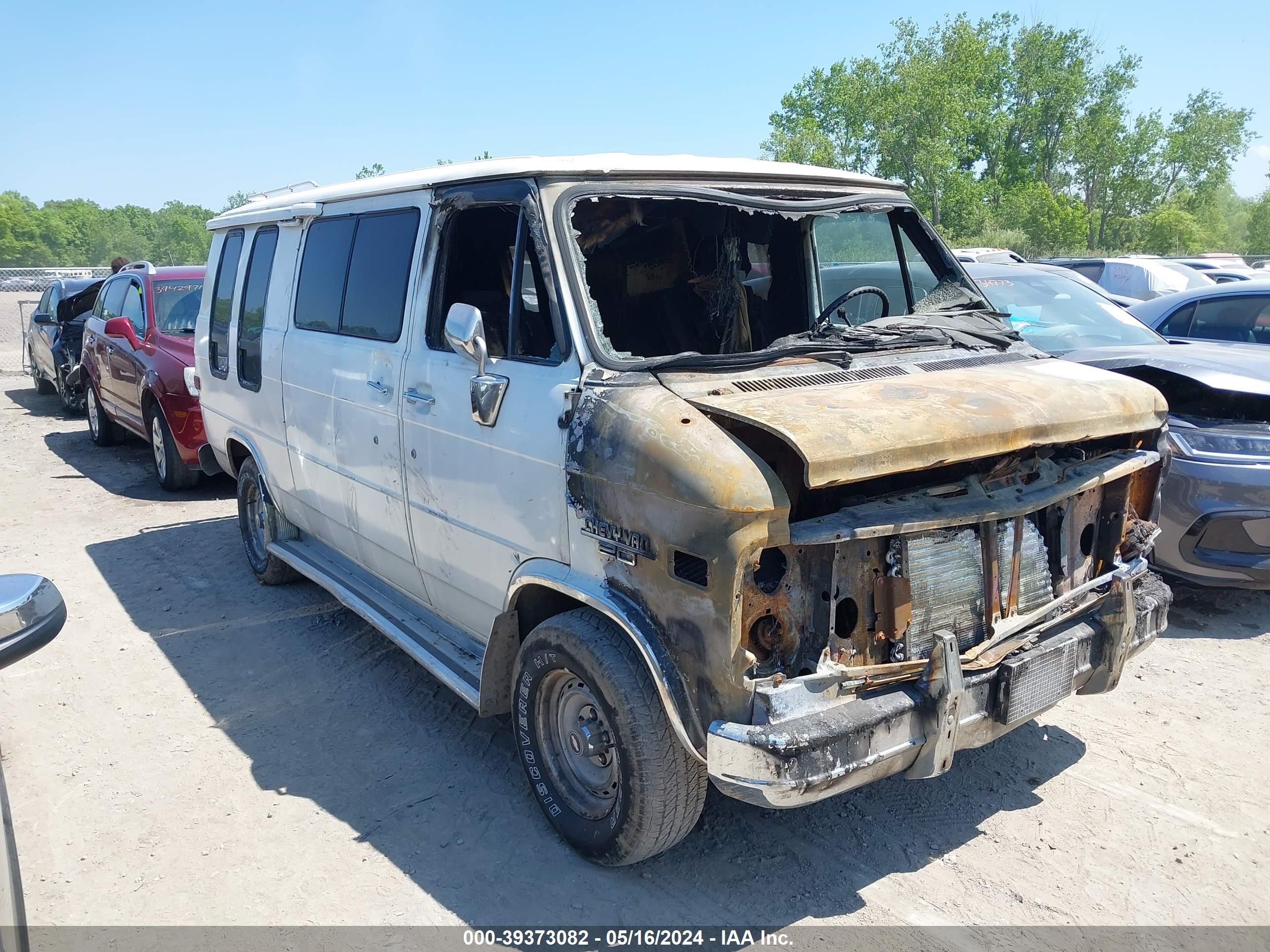 CHEVROLET VAN 1985 1gbeg25h3f7117569