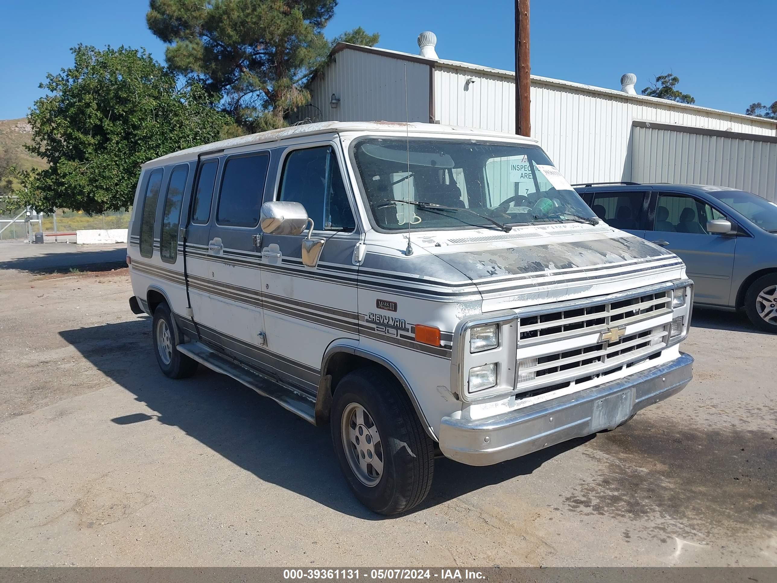 CHEVROLET VAN 1991 1gbeg25kxm7109283