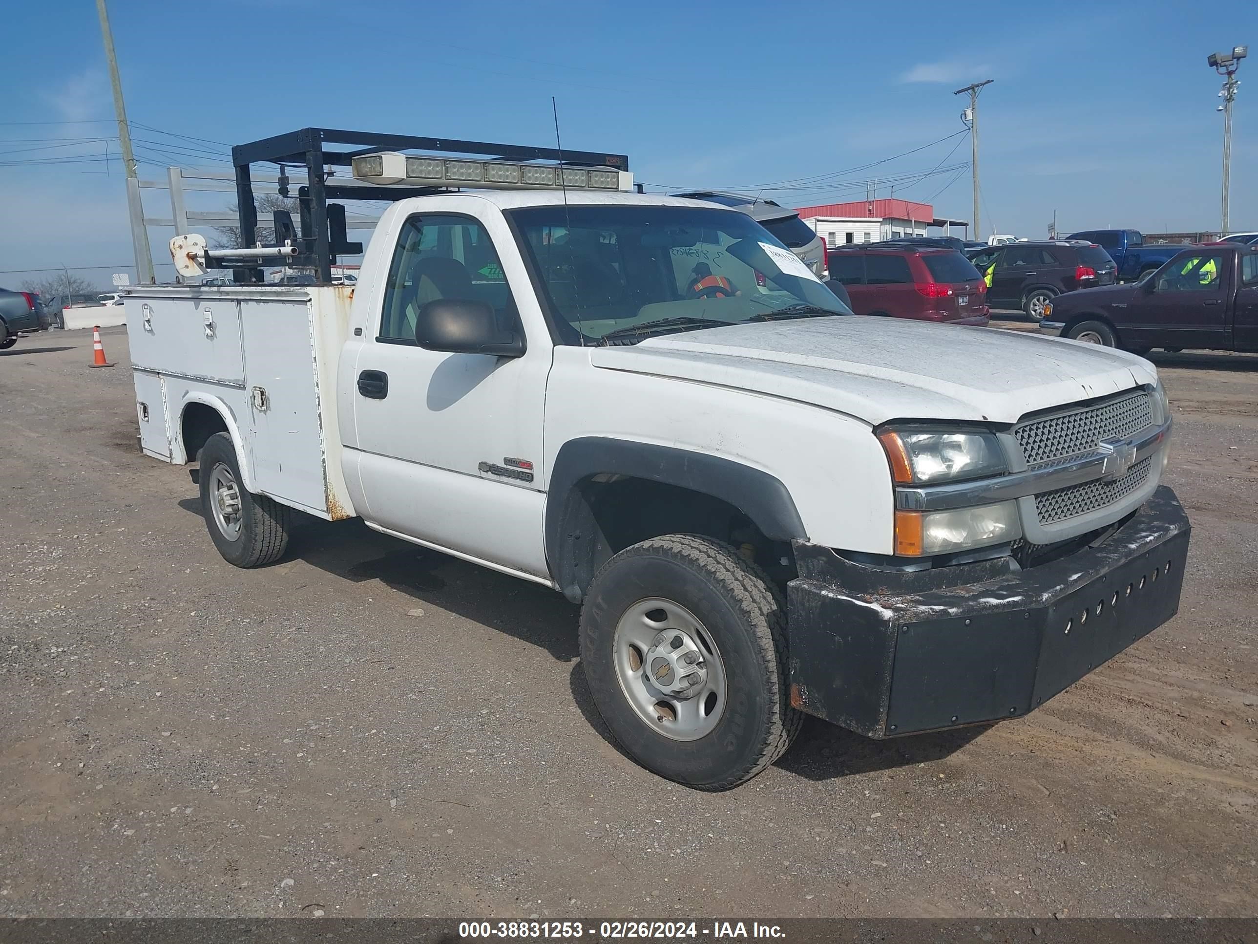 CHEVROLET SILVERADO 2003 1gbhc24163e212941