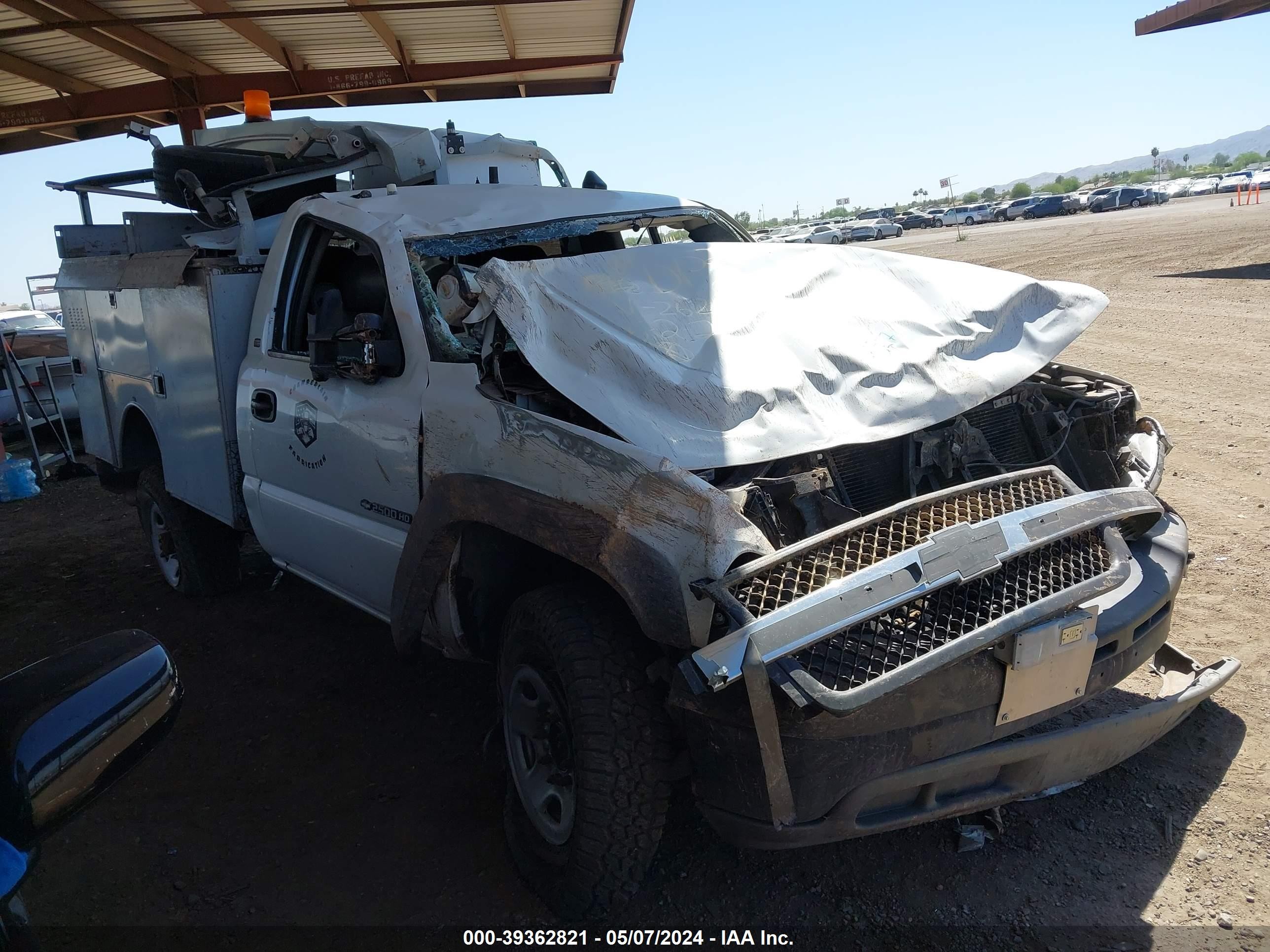 CHEVROLET SILVERADO 2002 1gbhc24u92e182620