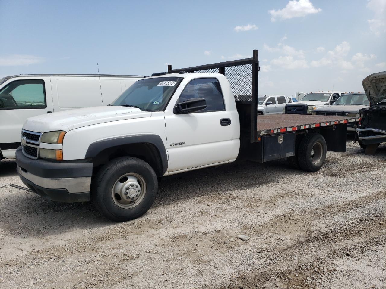 CHEVROLET SILVERADO 2007 1gbjc34u27e165558