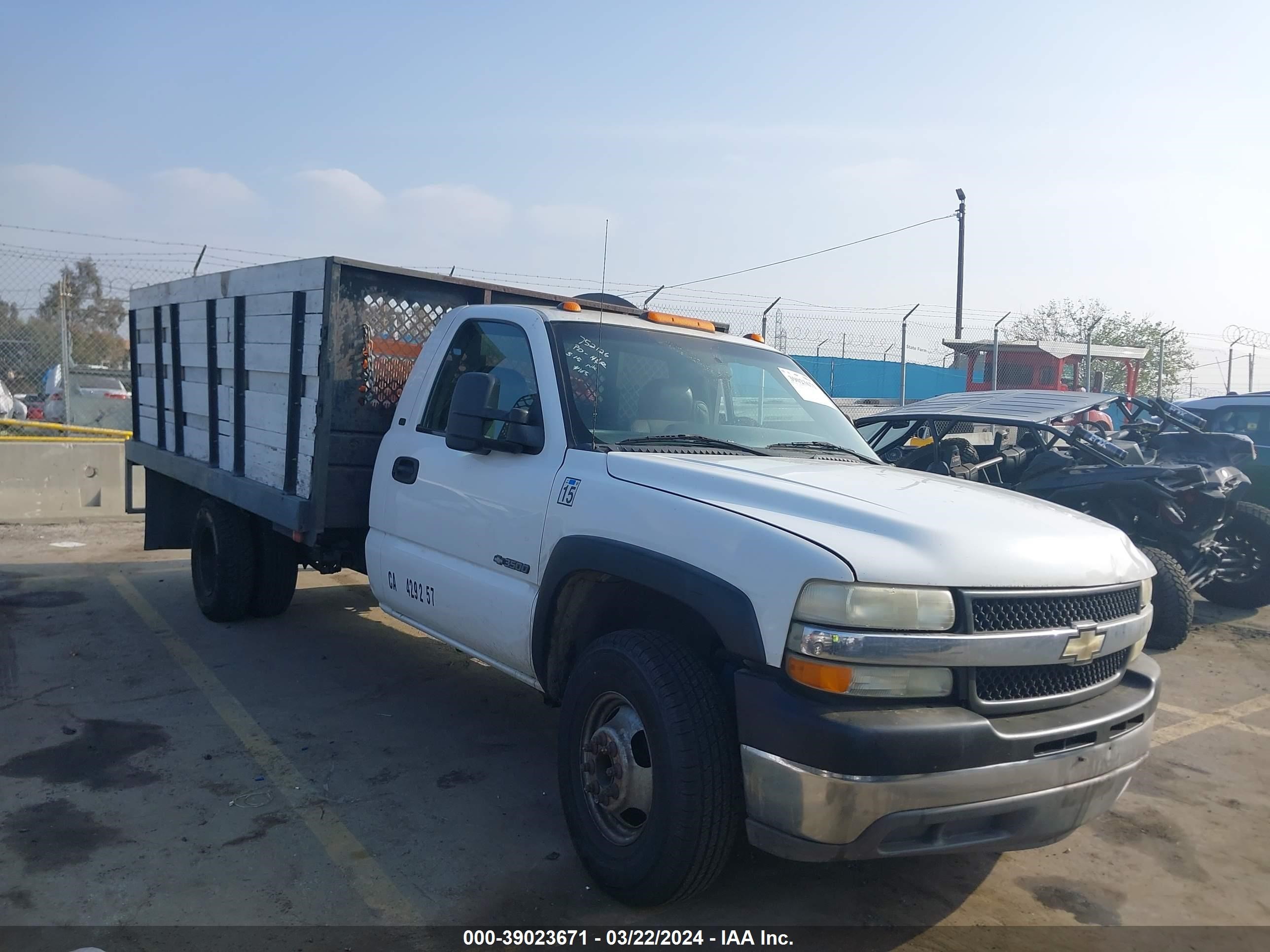 CHEVROLET SILVERADO 2002 1gbjc34u52f187184