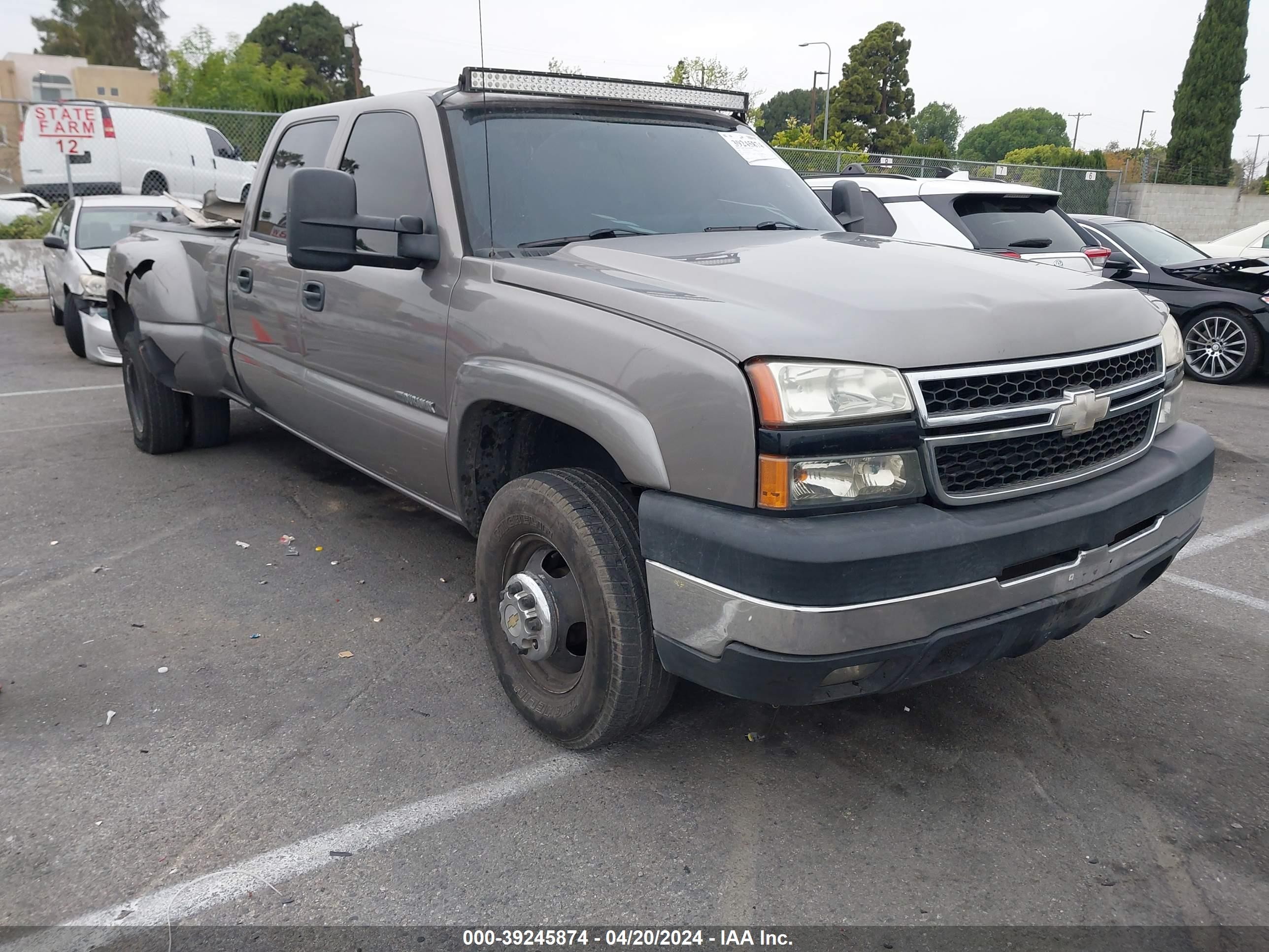 CHEVROLET NULL 2005 1gbjc34u55e271872