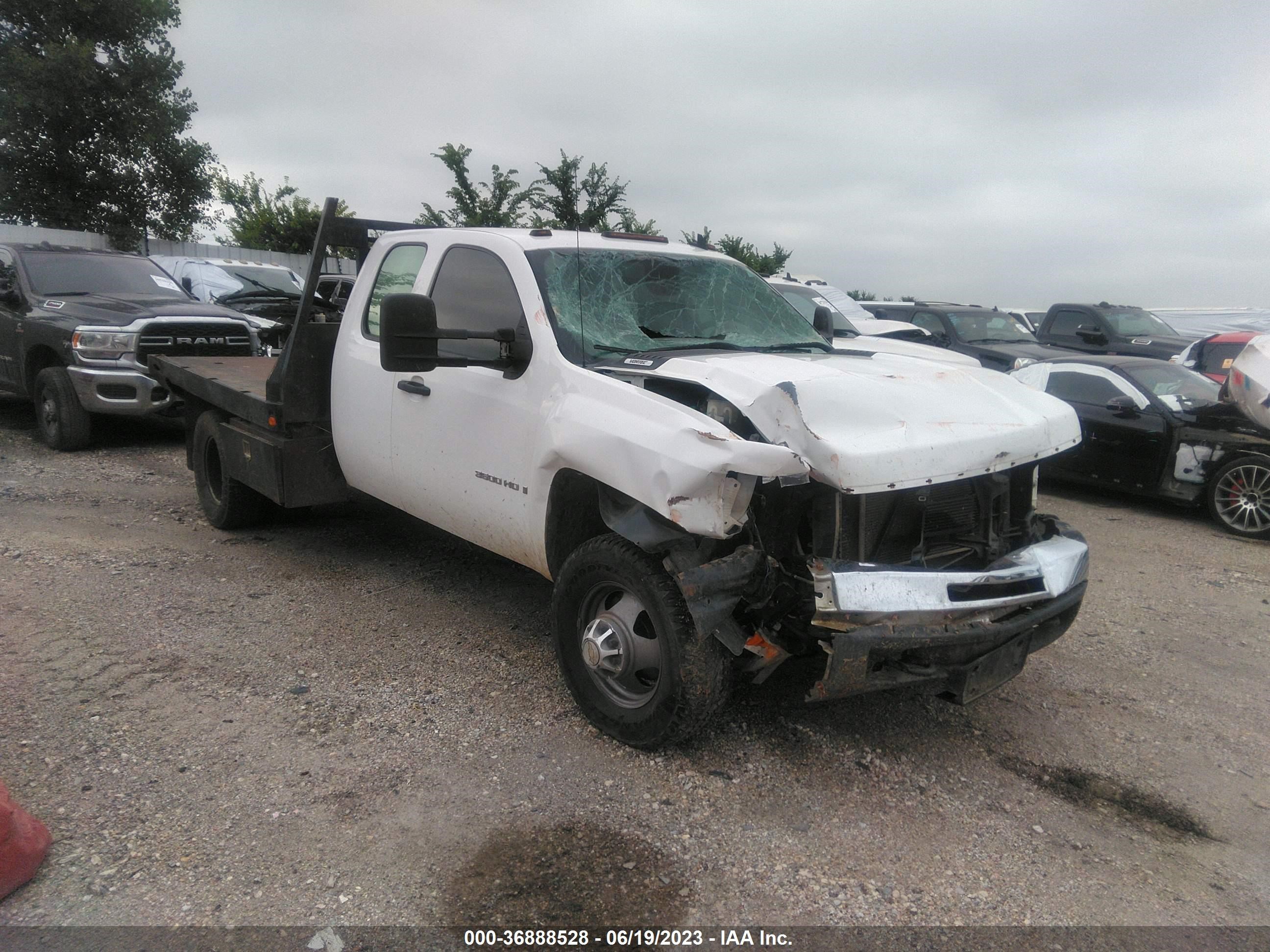 CHEVROLET SILVERADO 2009 1gbjk79k09e159052