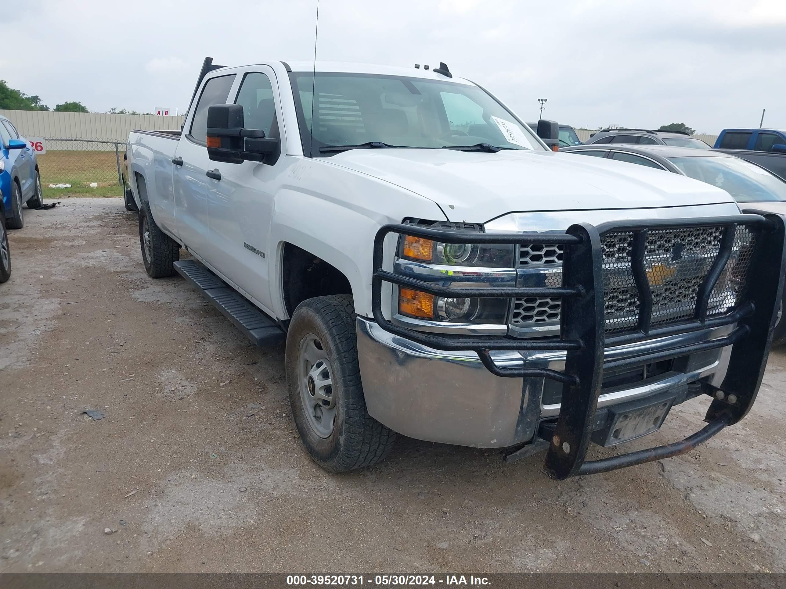 CHEVROLET SILVERADO 2019 1gc1creg3kf194514