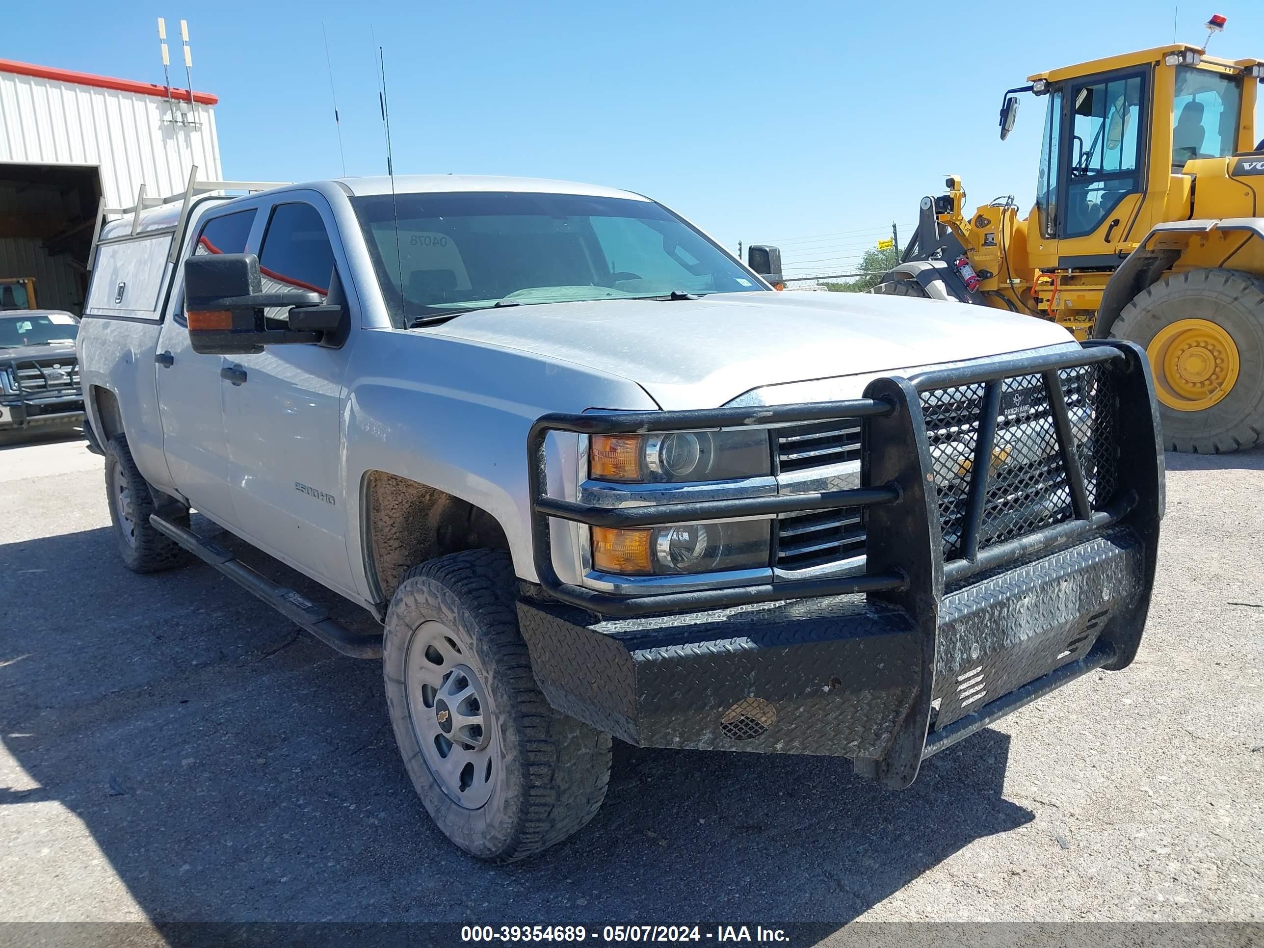 CHEVROLET SILVERADO 2018 1gc1kueg0jf204078