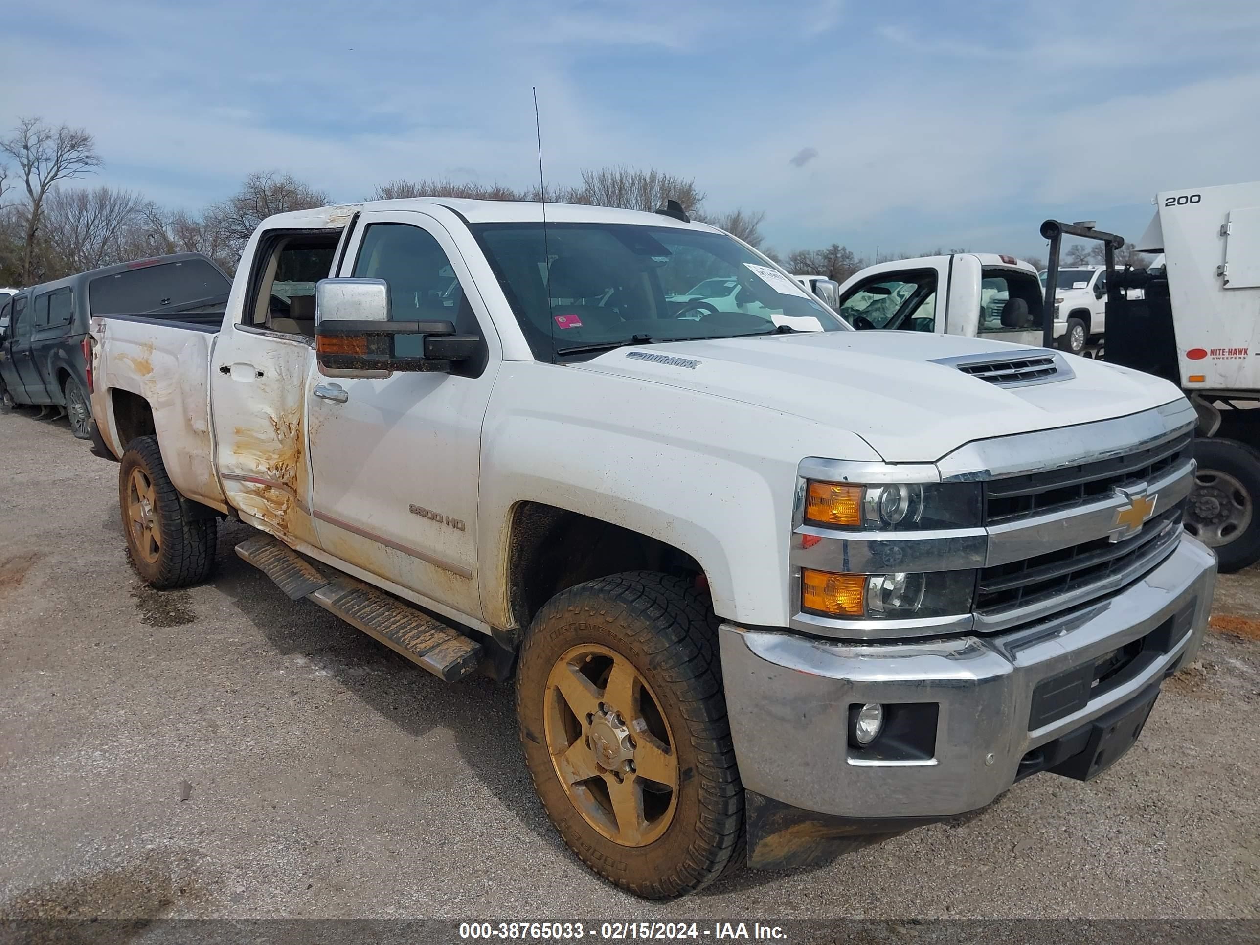 CHEVROLET SILVERADO 2018 1gc1kweyxjf144492