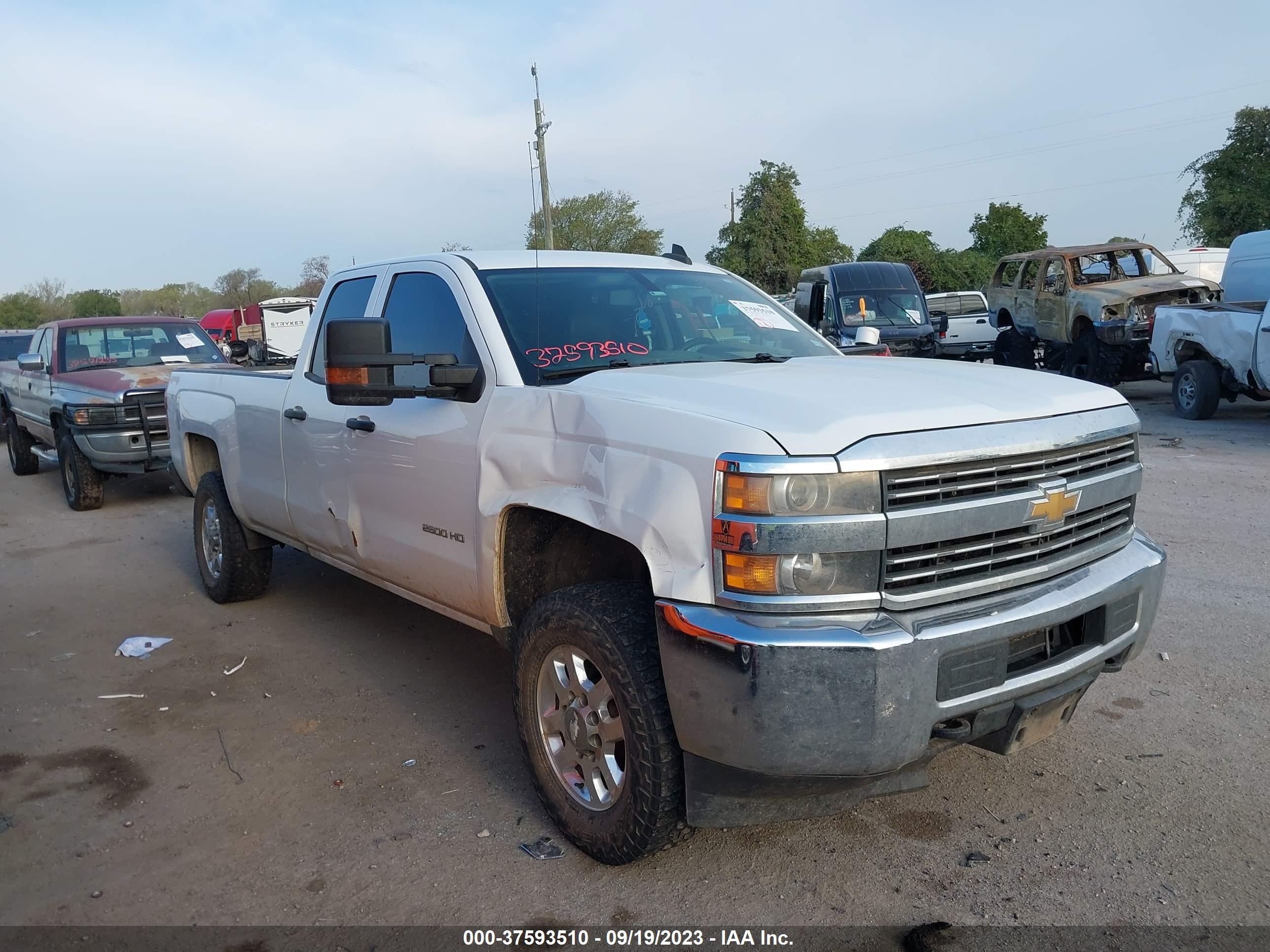 CHEVROLET SILVERADO 2015 1gc2kueg6fz556835