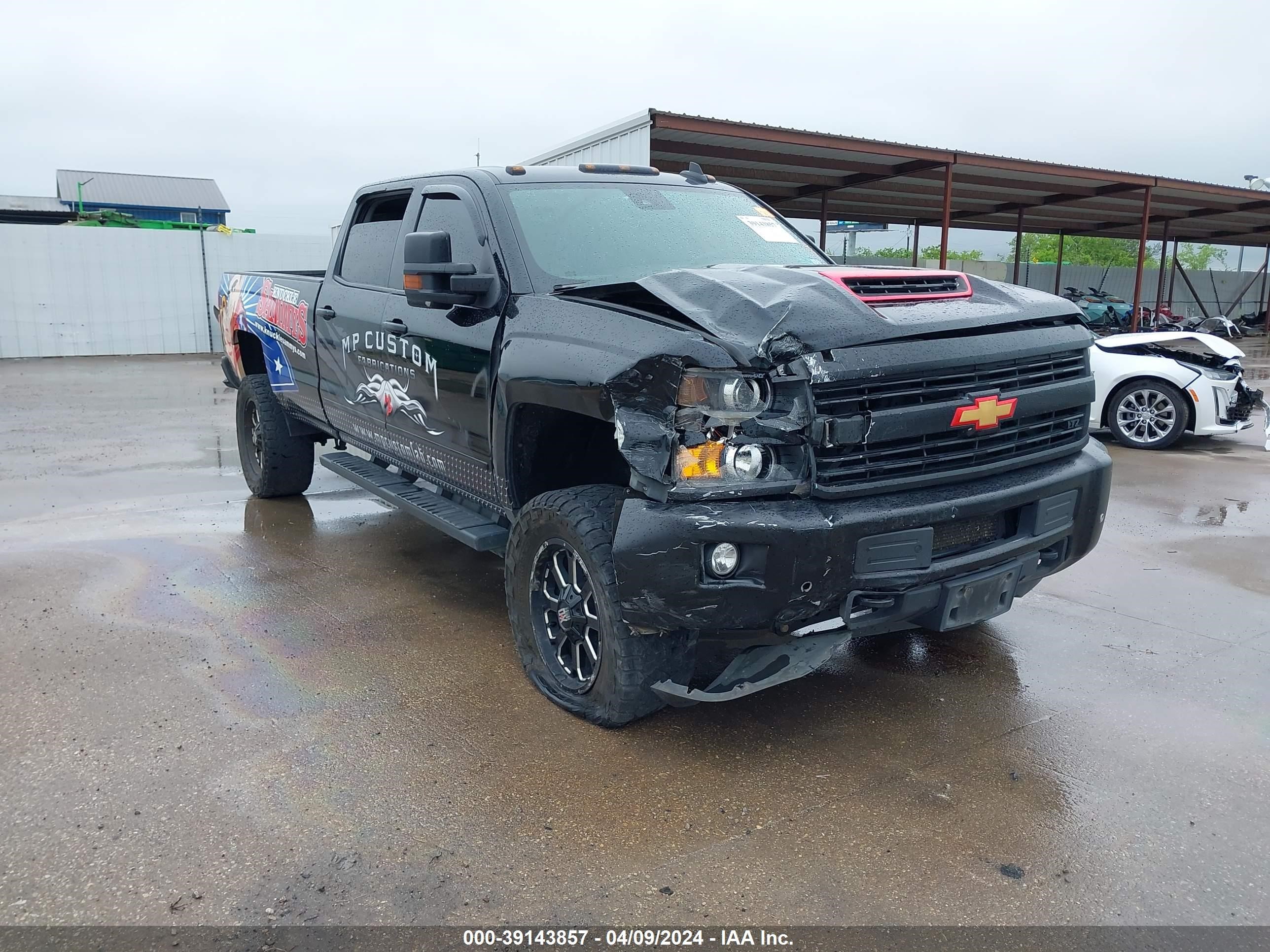 CHEVROLET SILVERADO 2017 1gc4k0ey1hf244257