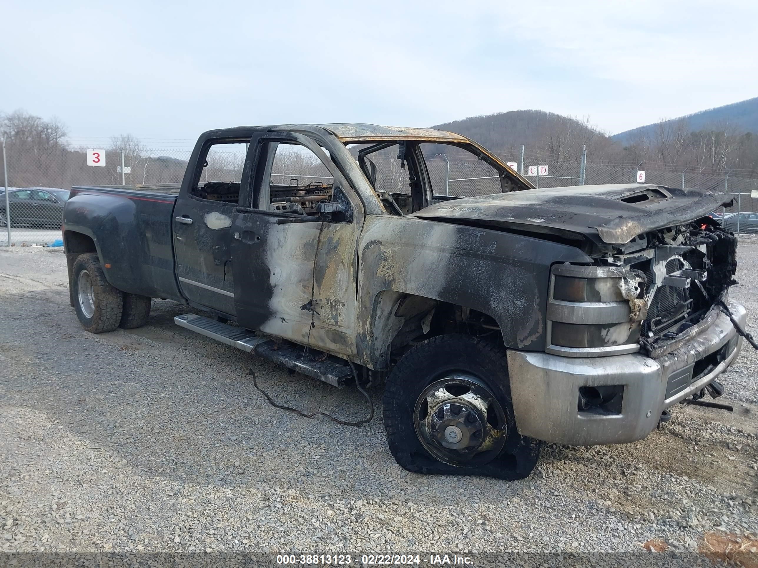 CHEVROLET SILVERADO 2019 1gc4kxey2kf140702