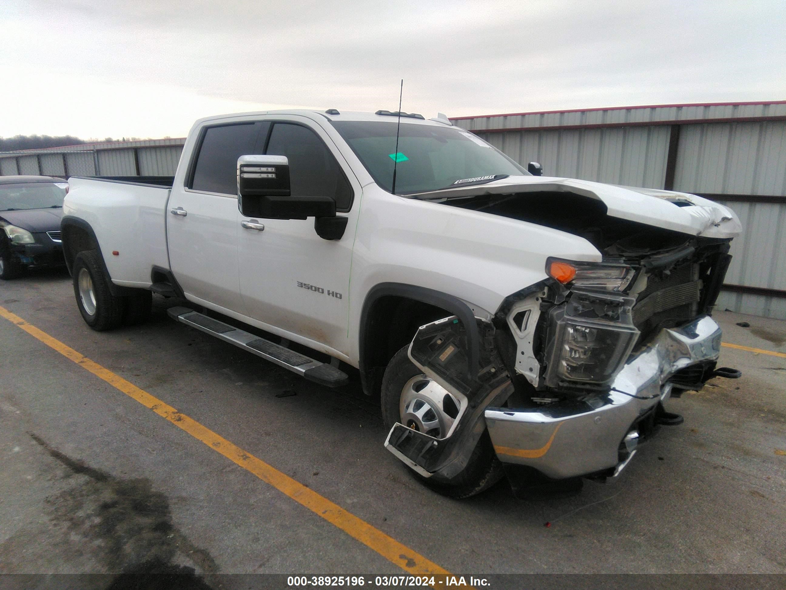 CHEVROLET SILVERADO 2021 1gc4yuey3mf152017