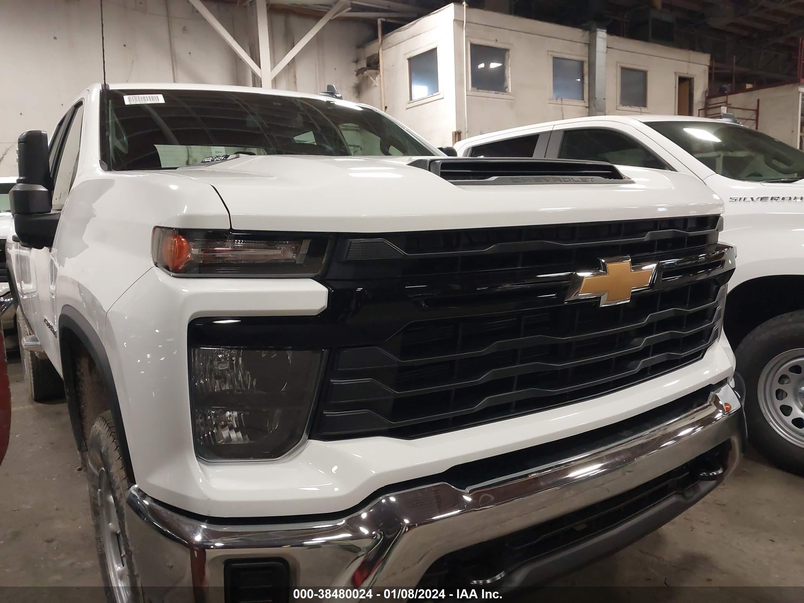 CHEVROLET SILVERADO 2024 1gc5yle77rf304569