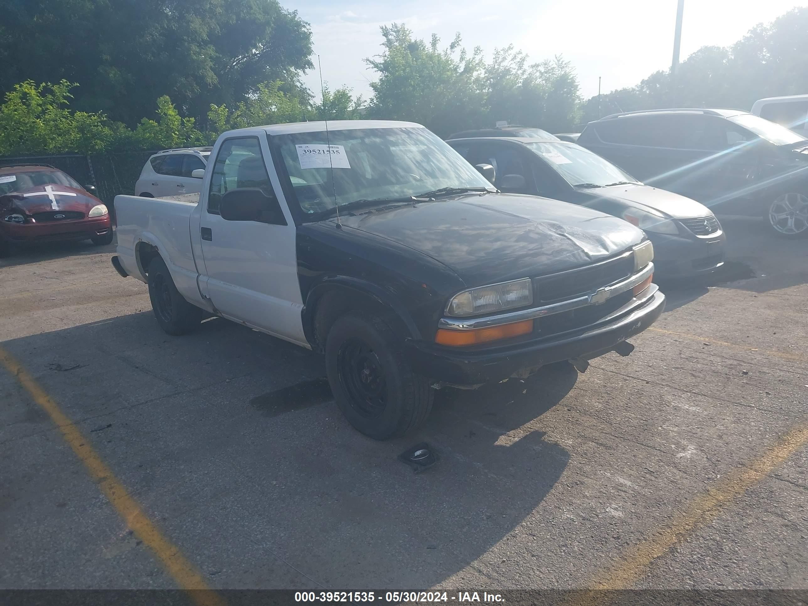 CHEVROLET S-10 PICKUP 2003 1gccs14h838290474