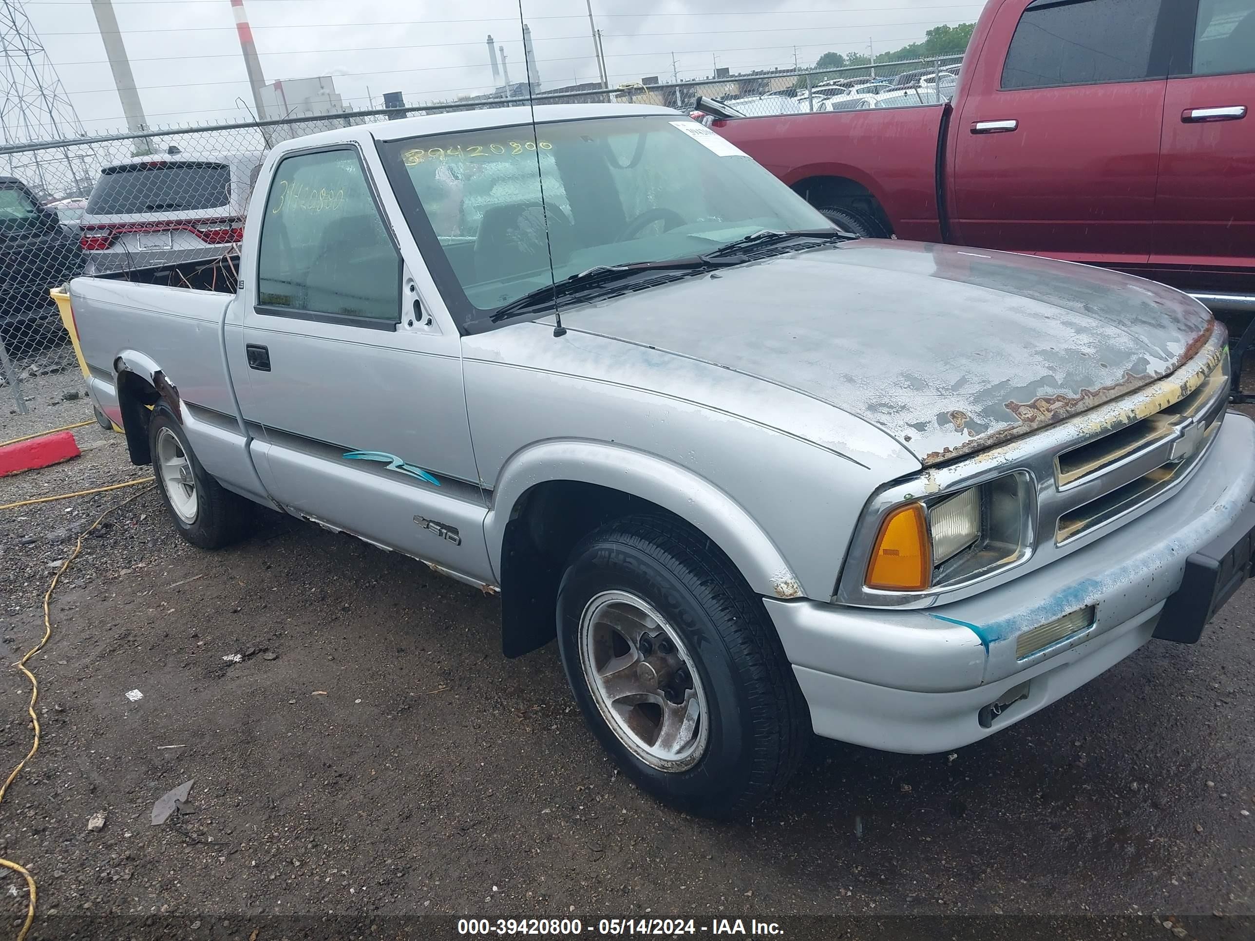 CHEVROLET S-10 PICKUP 1996 1gccs14x6t8166047