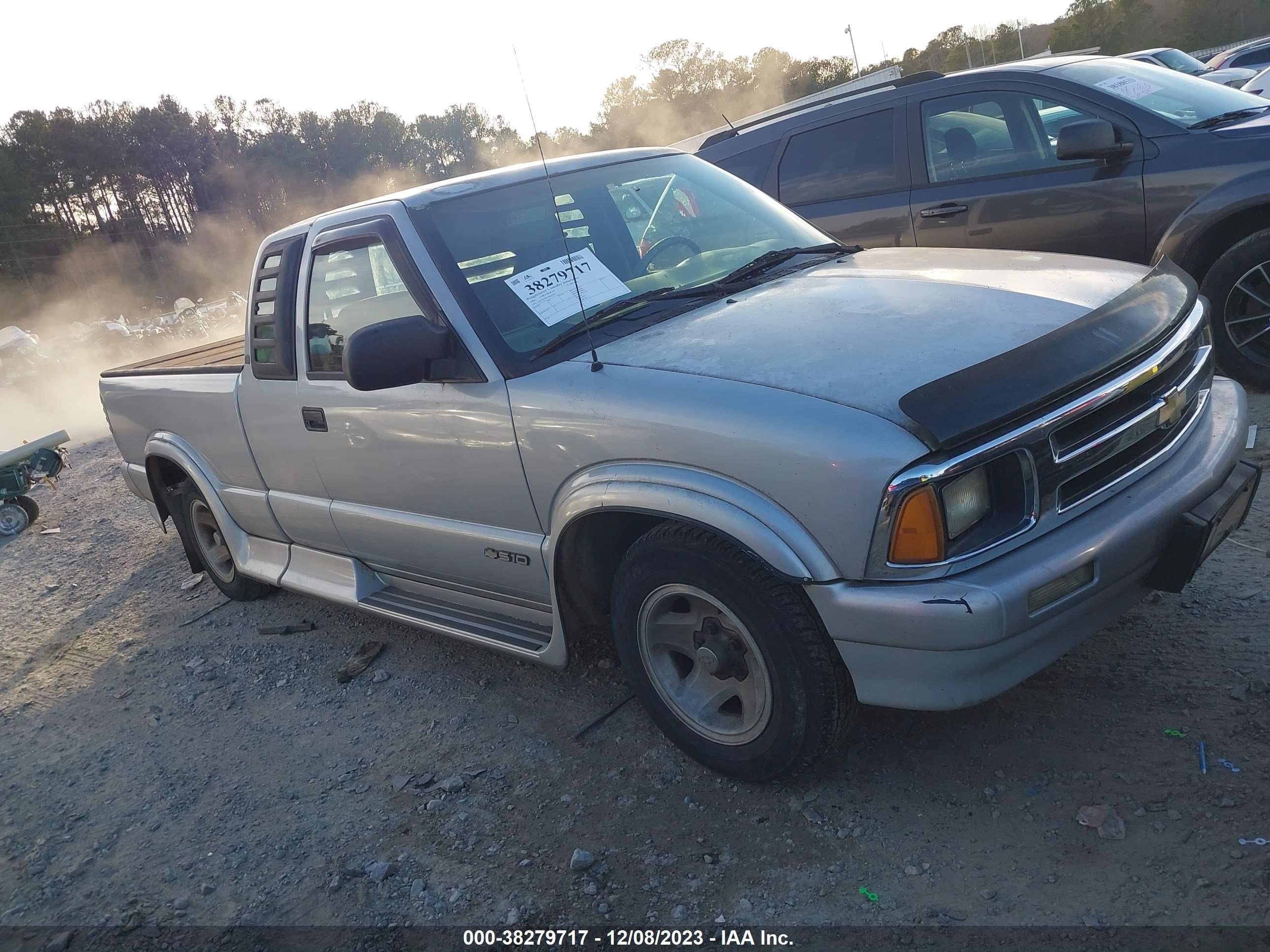 CHEVROLET S-10 PICKUP 1995 1gccs19w1sk237852