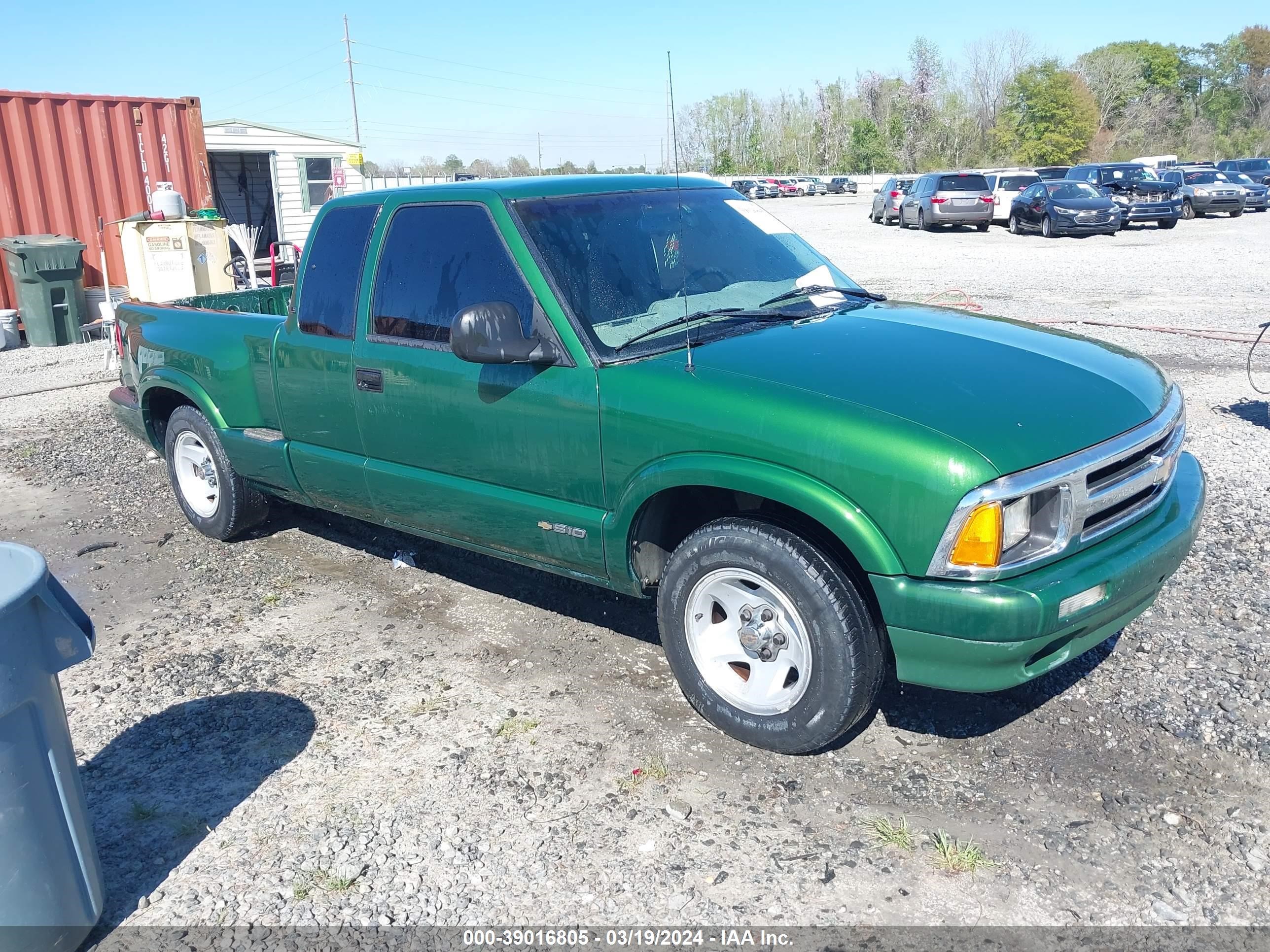 CHEVROLET S-10 PICKUP 1997 1gccs19x2v8102132