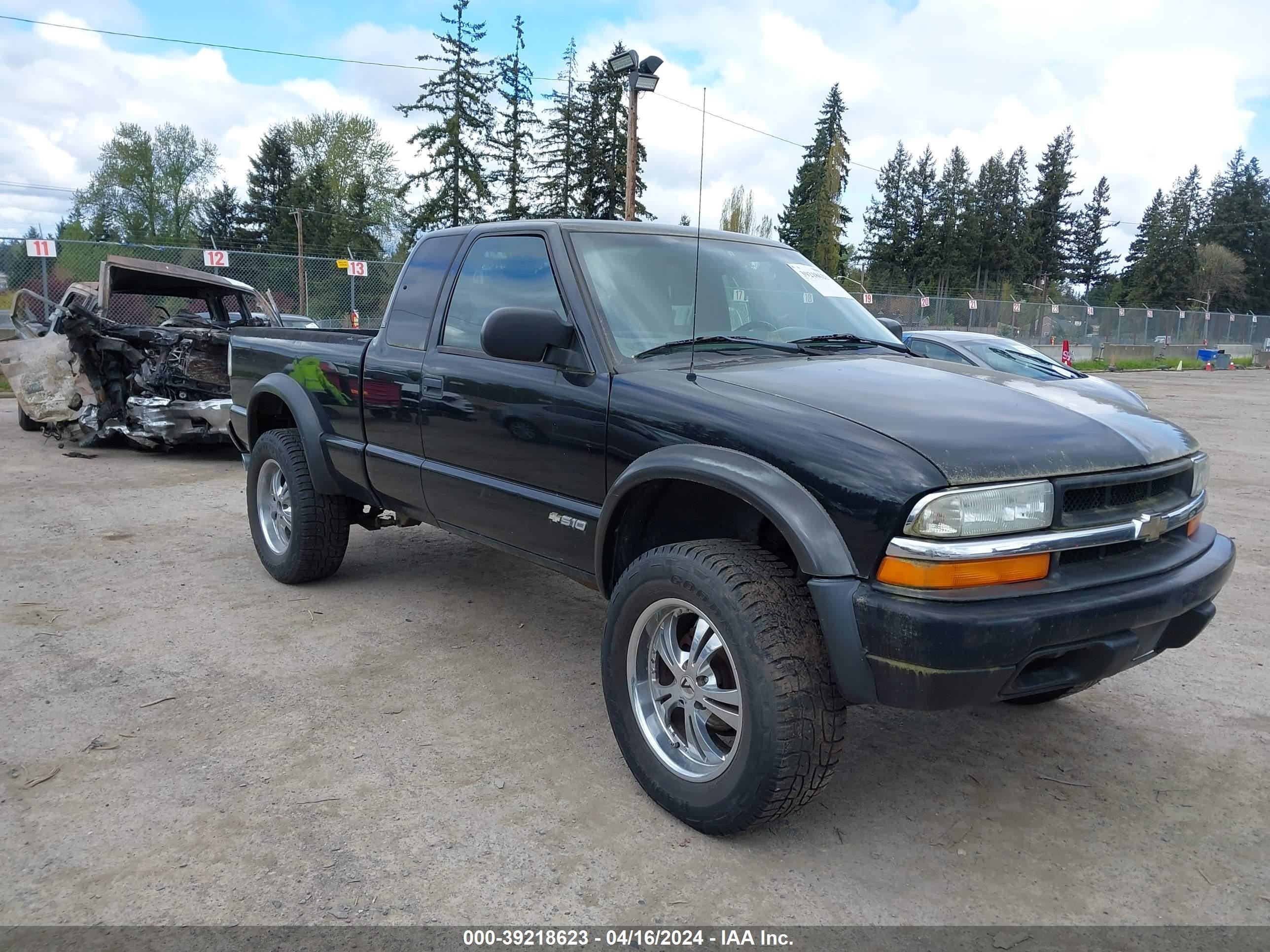 CHEVROLET S-10 PICKUP 2002 1gcct19w928245045