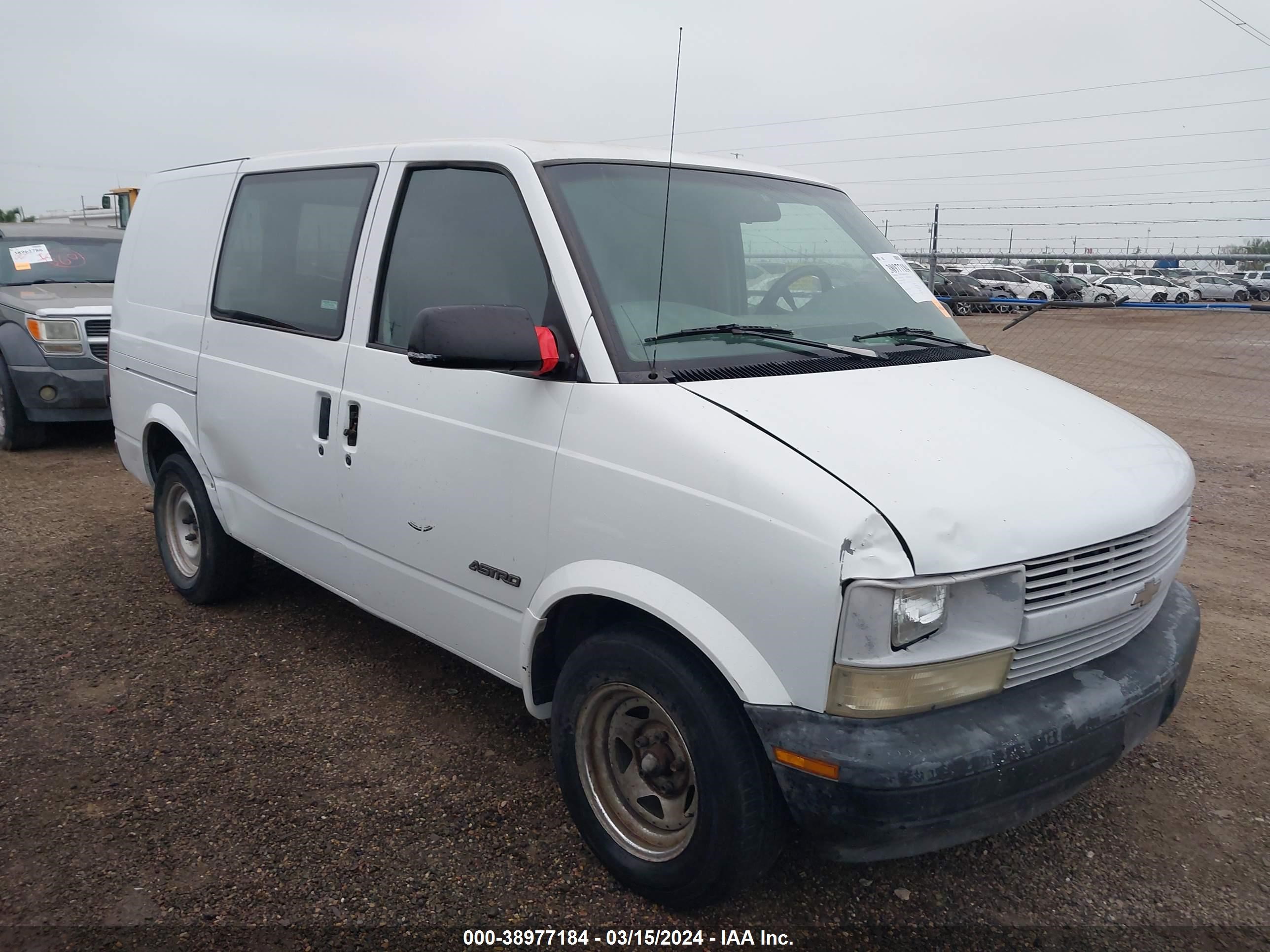 CHEVROLET ASTRO 2000 1gcdm19w5yb156991