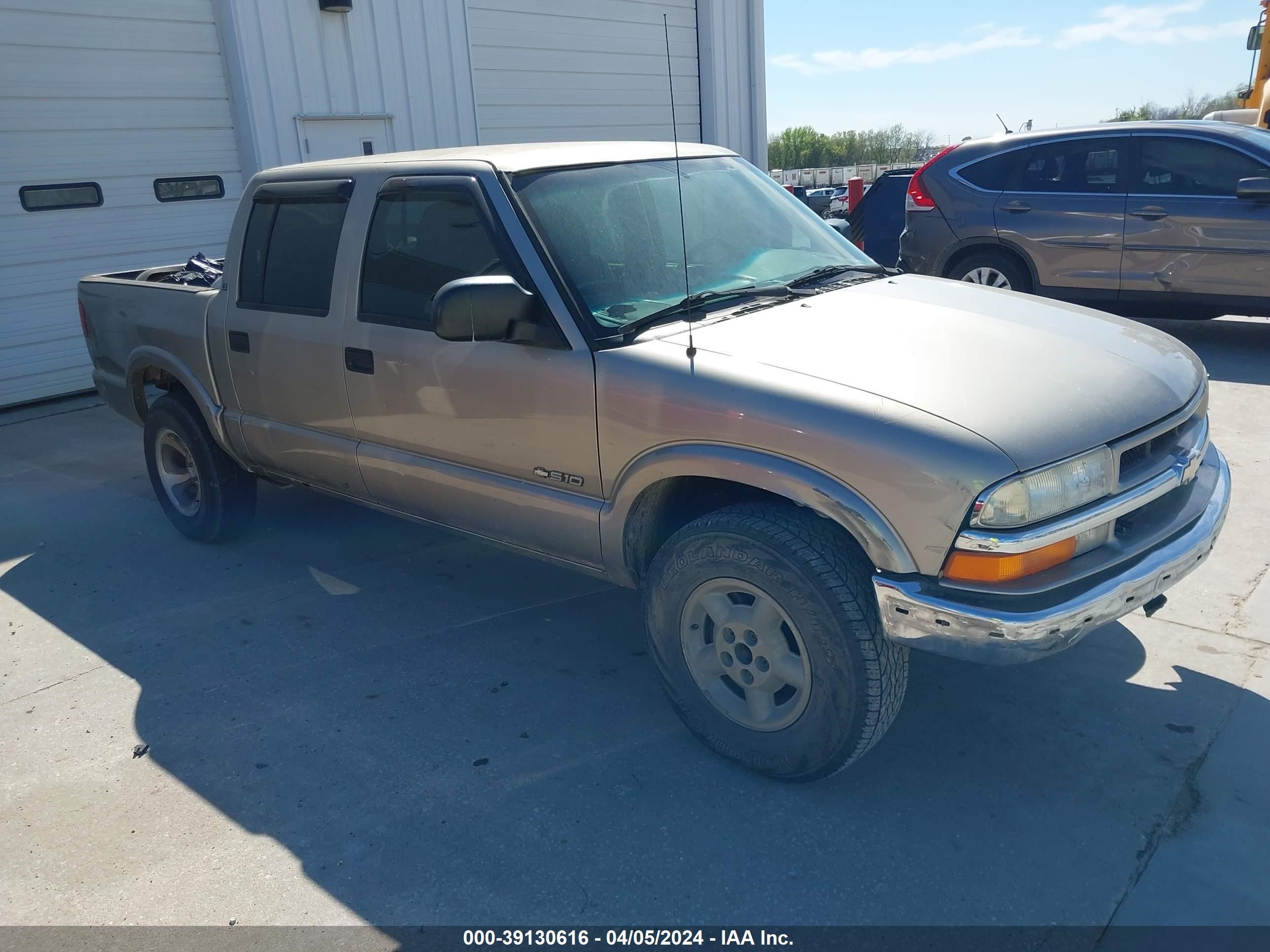 CHEVROLET S-10 PICKUP 2001 1gcdt13w81k259646